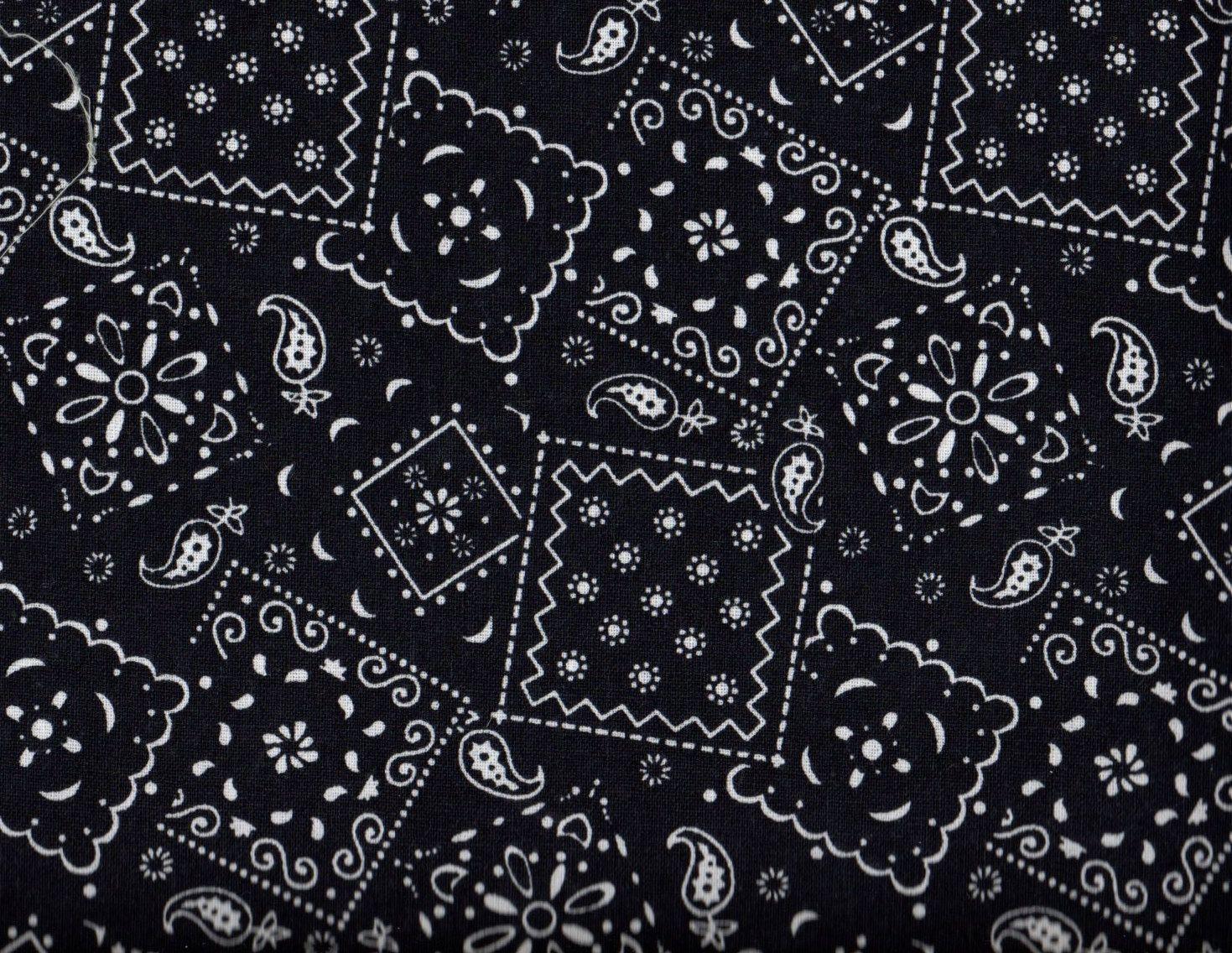 Black Bandana Background