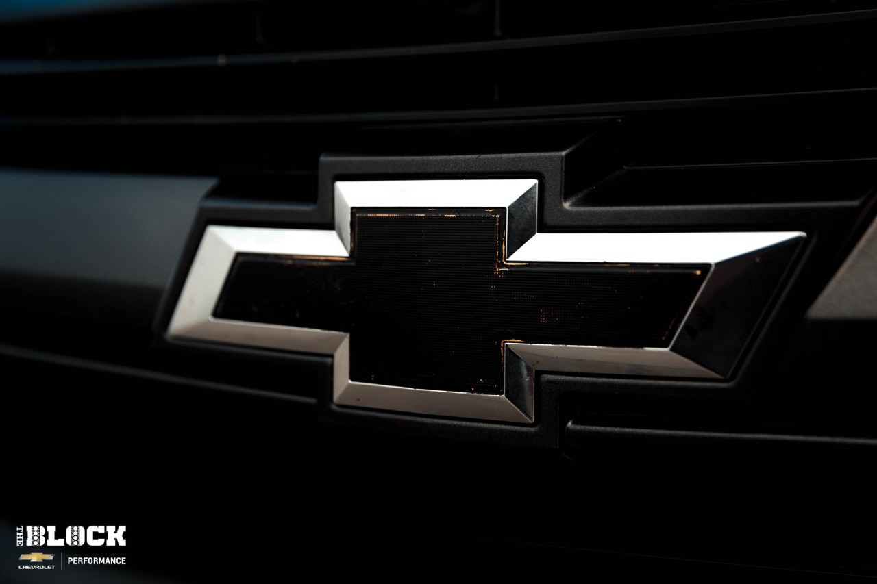 Black Chevy Logo Wallpapers