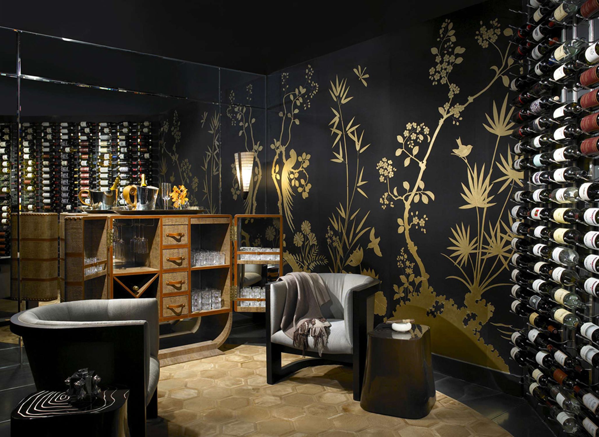 Black Chinoiserie Wallpapers