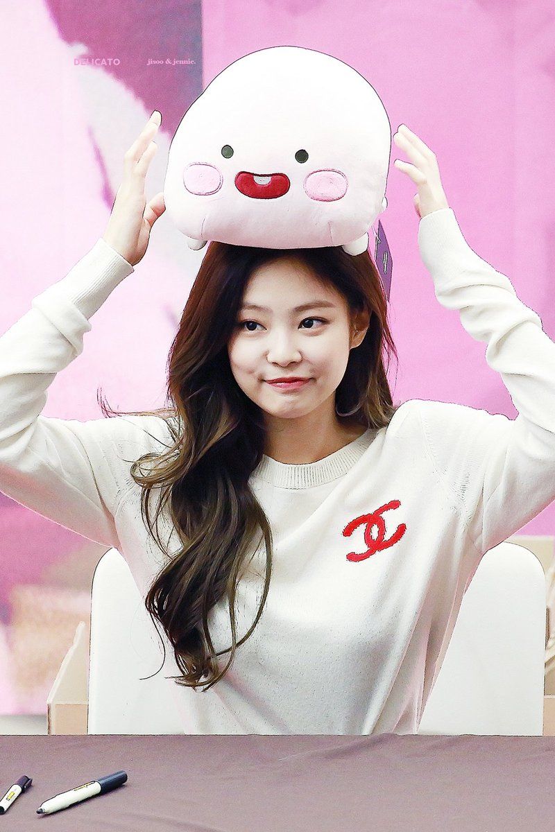 Blackpink Jennie Face 2020 Wallpapers