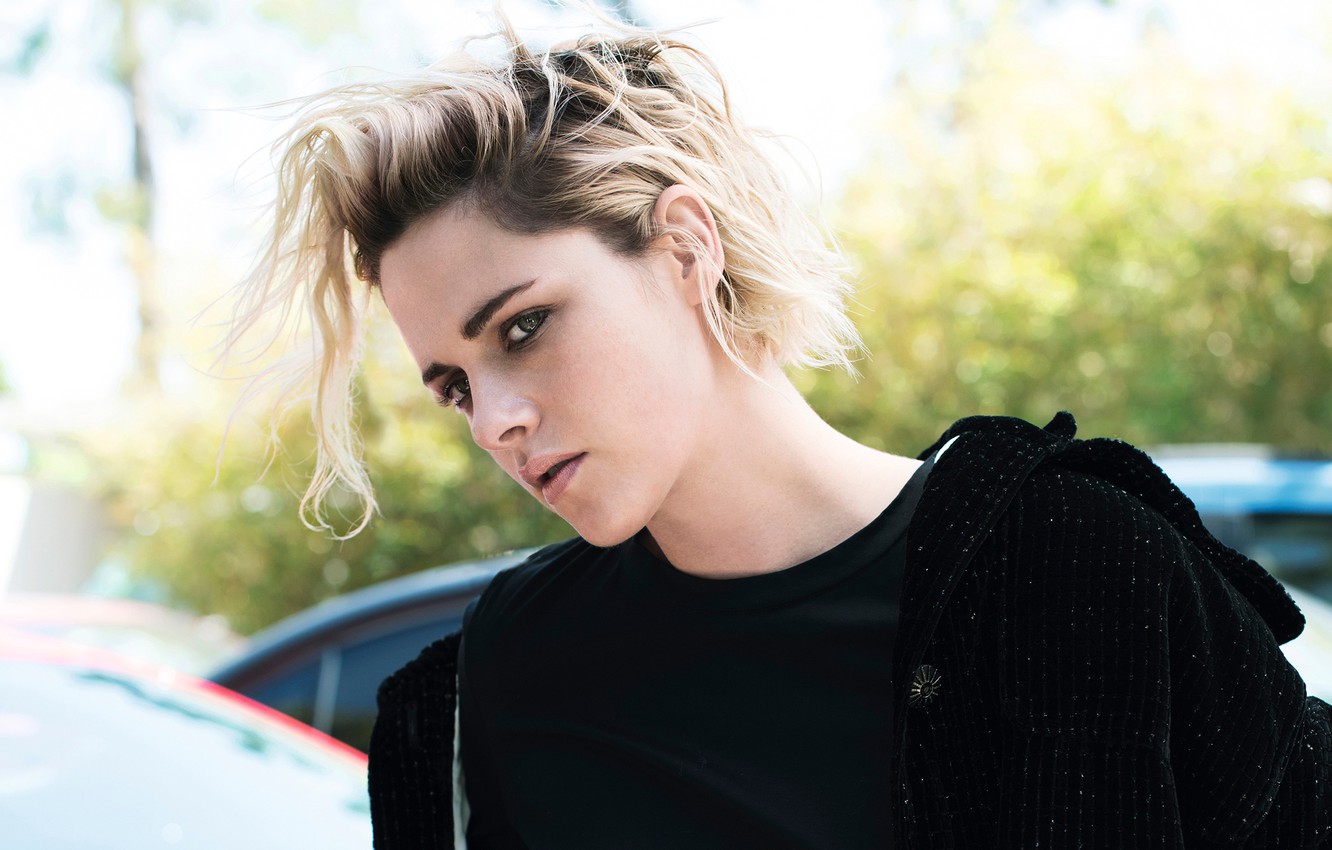 Blond Kristen Stewart Face Wallpapers