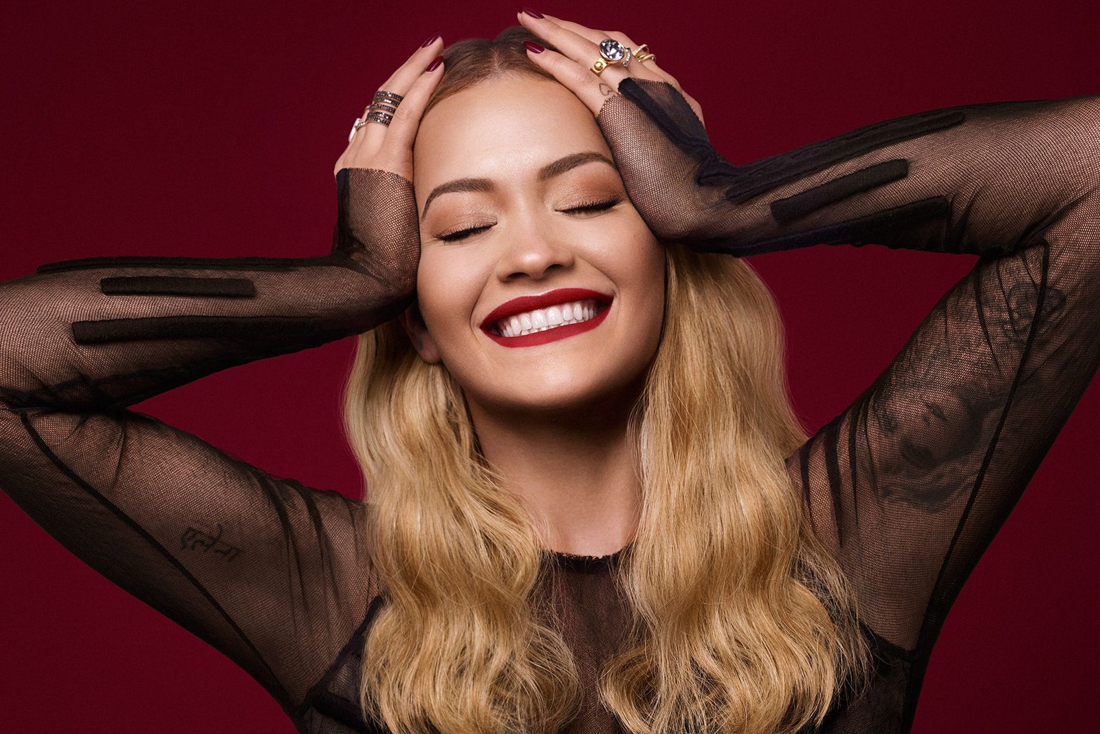 Blond Rita Ora 2019 Wallpapers