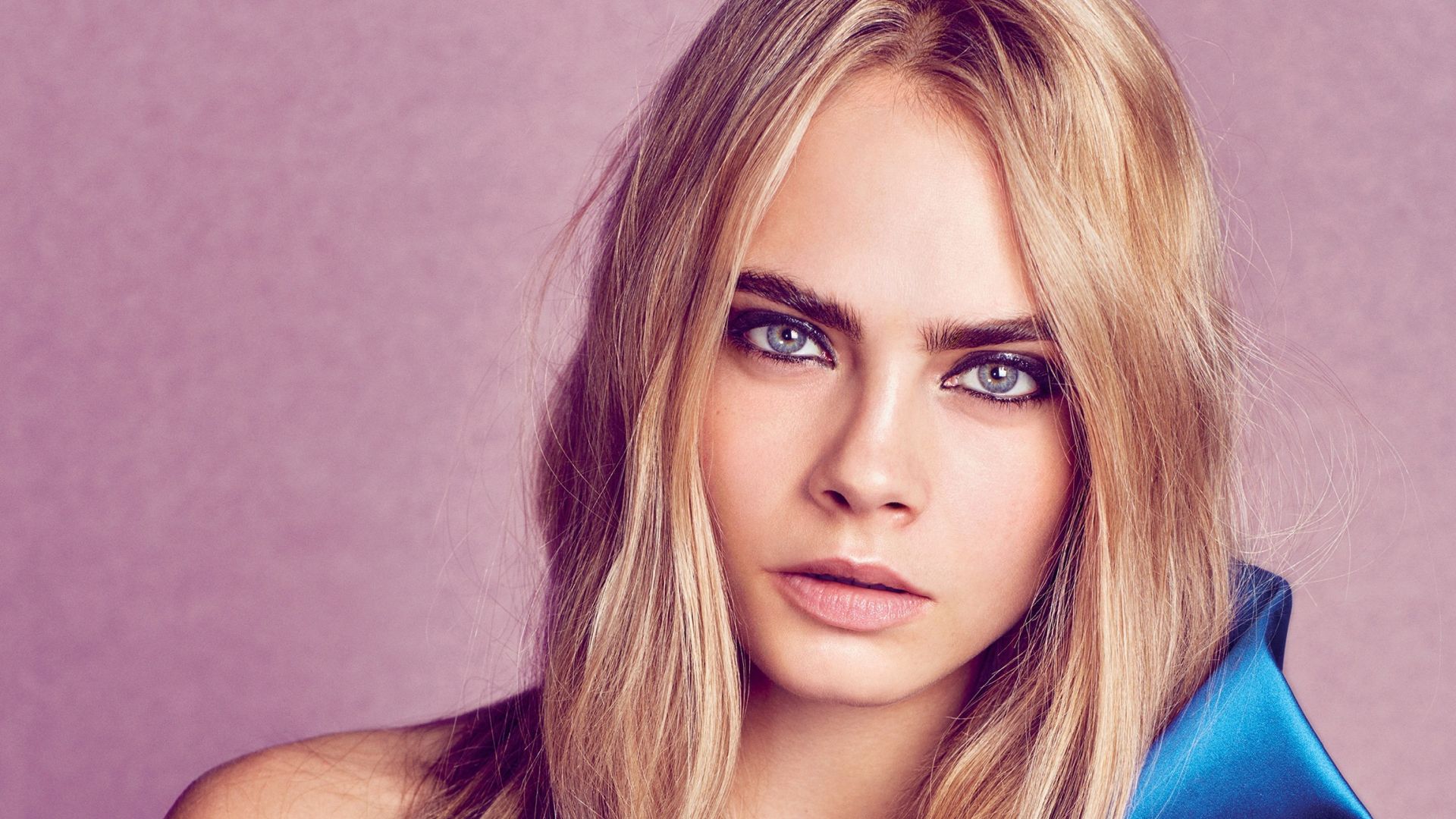 Blonde Cara Delevingne Wallpapers