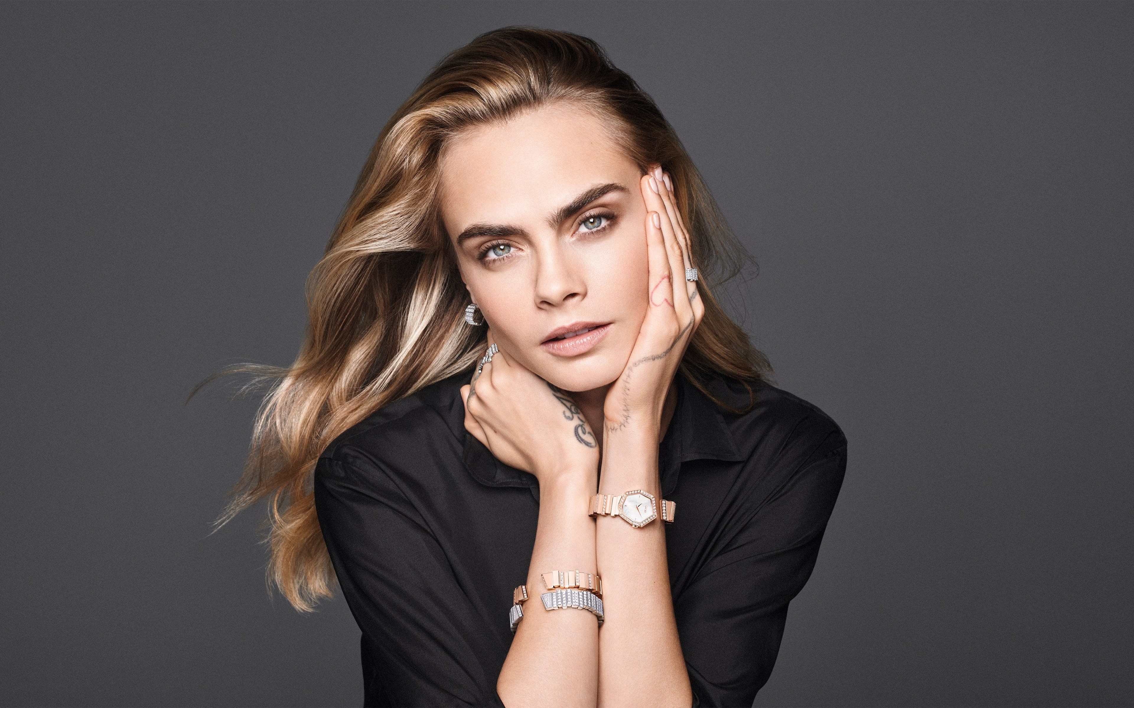 Blonde Cara Delevingne Wallpapers