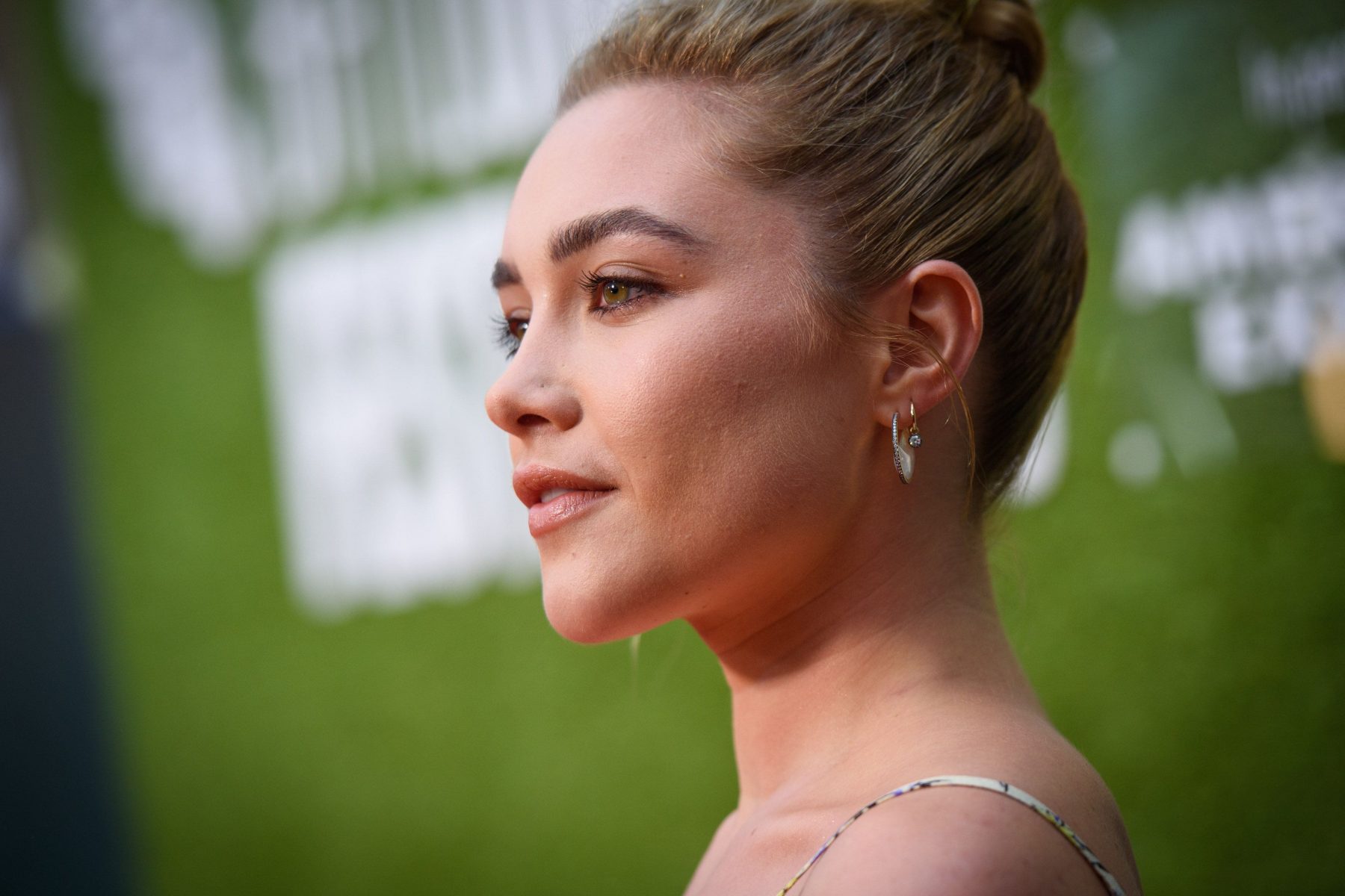 Blonde Florence Pugh 2019 Wallpapers