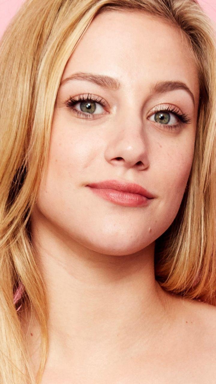 Blonde Lili Reinhart 2019 Wallpapers