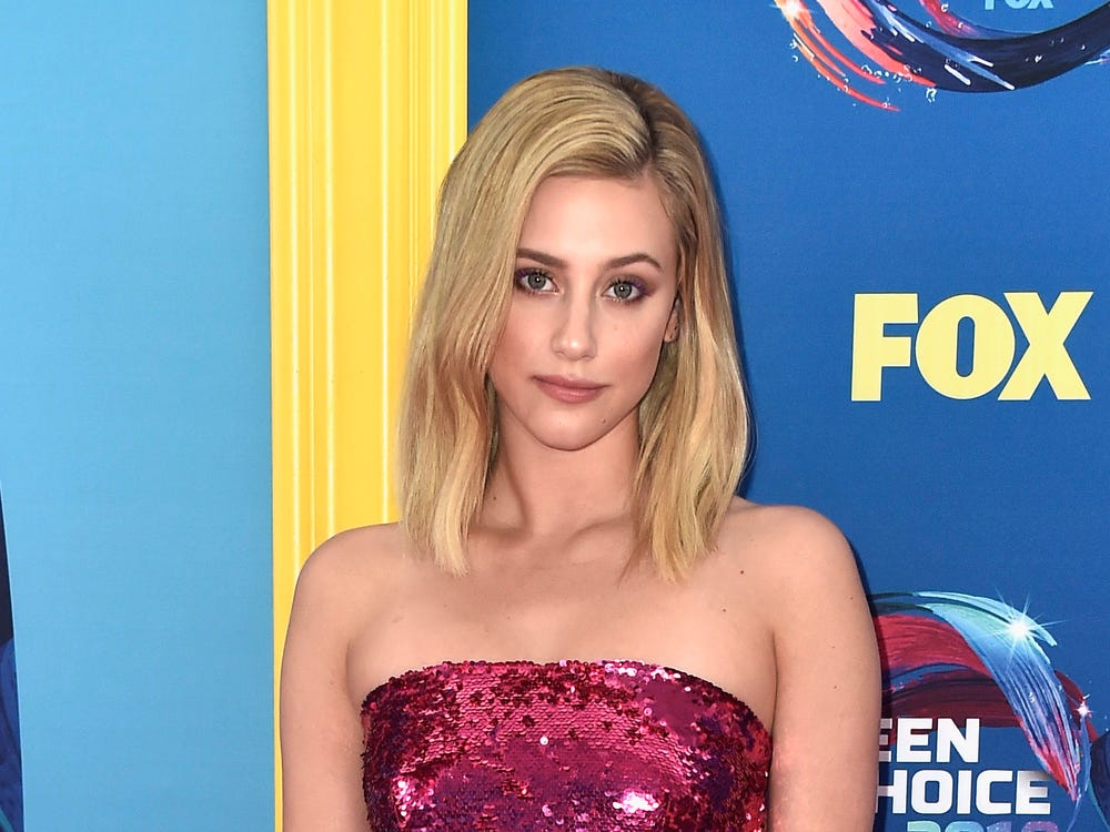 Blonde Lili Reinhart 2019 Wallpapers