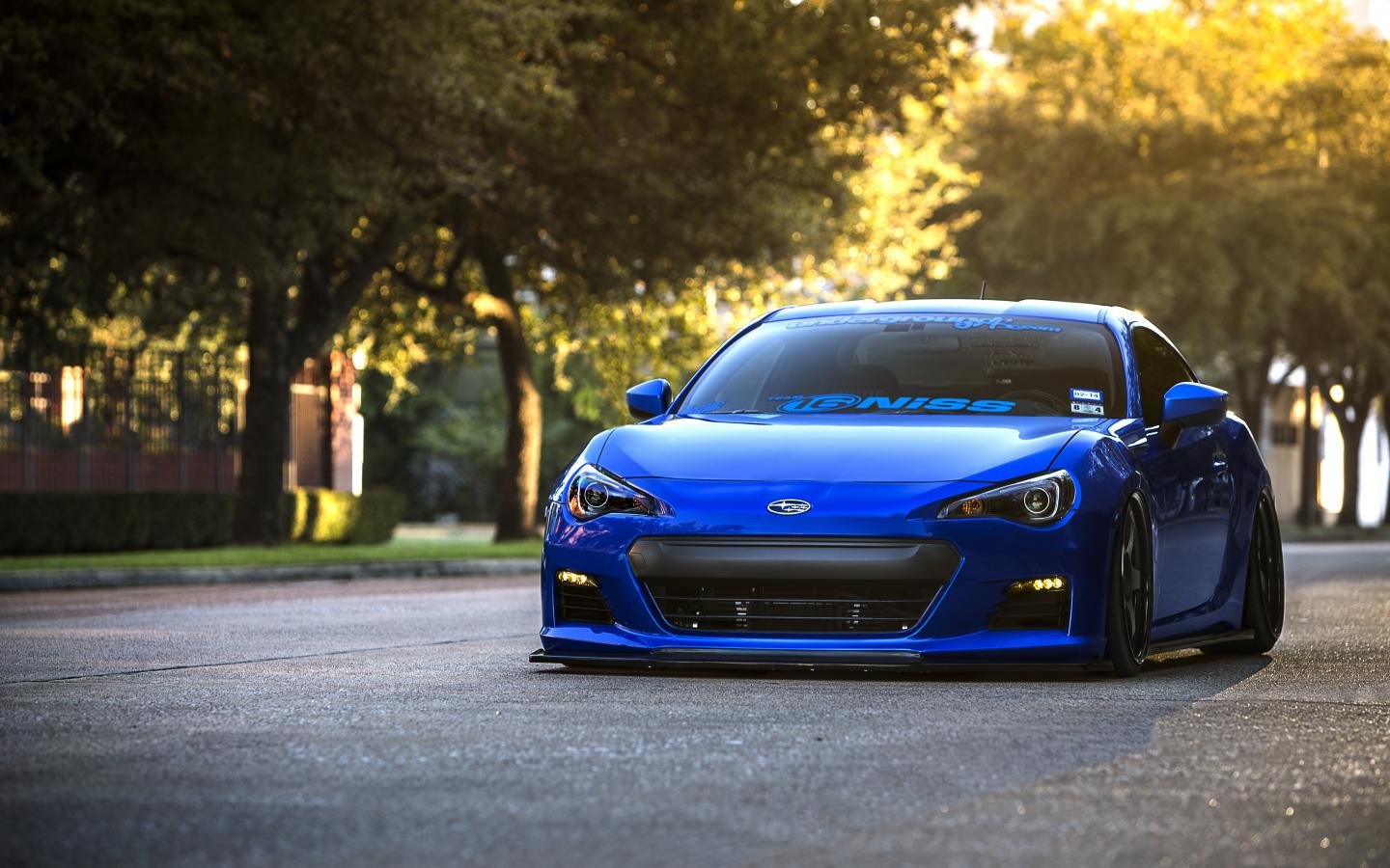 Blue Car Wallpapers