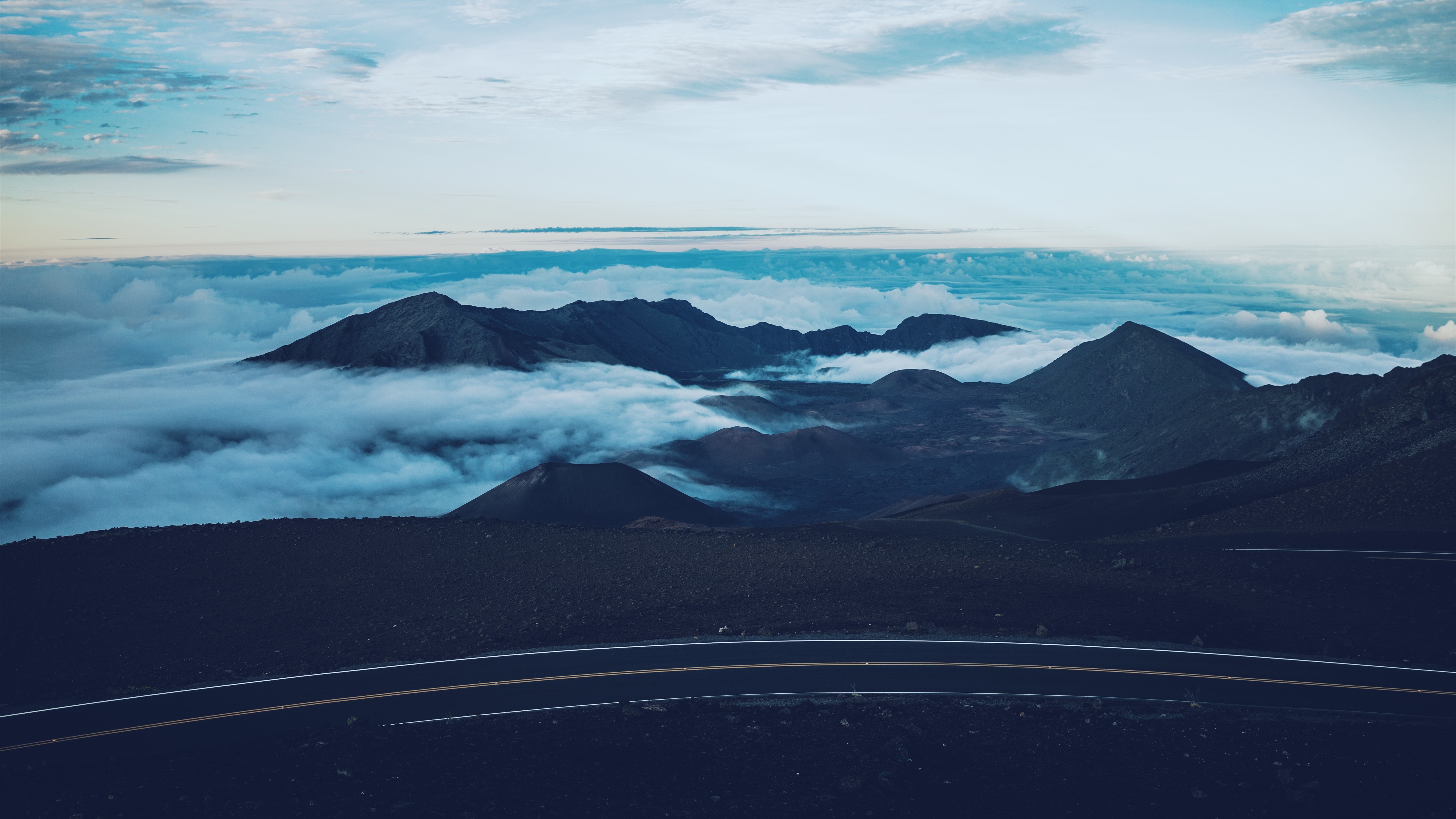 Blue Mountains And Clouds Wallpapers