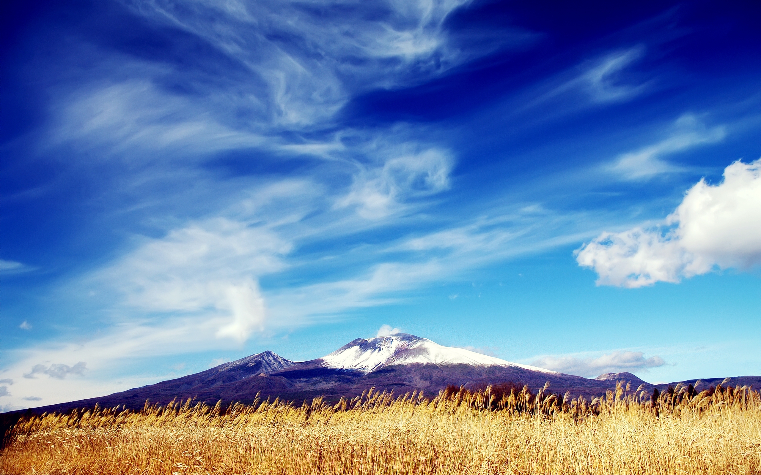 Blue Mountains And Sky Wallpapers