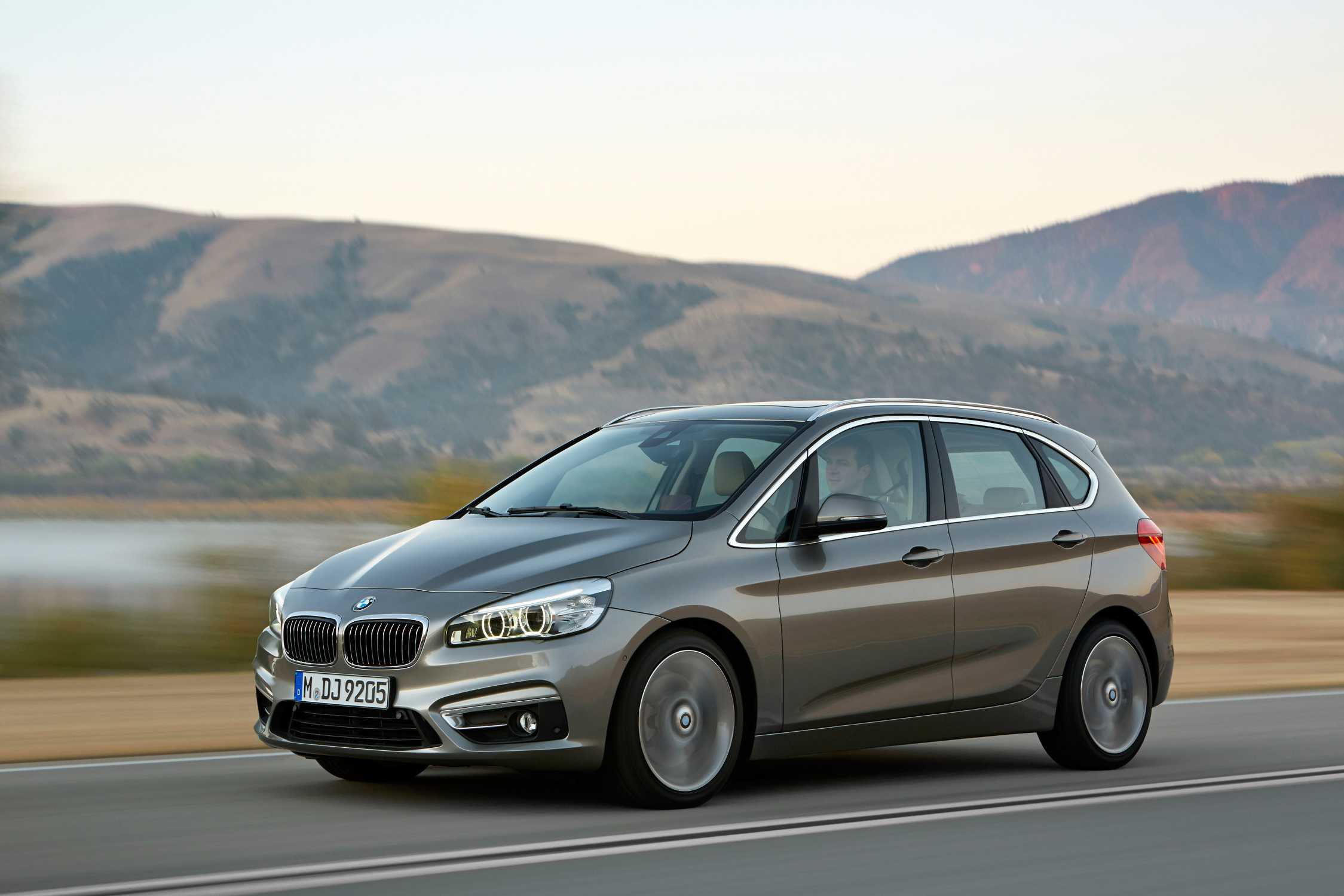 Bmw Concept Active Tourer Wallpapers