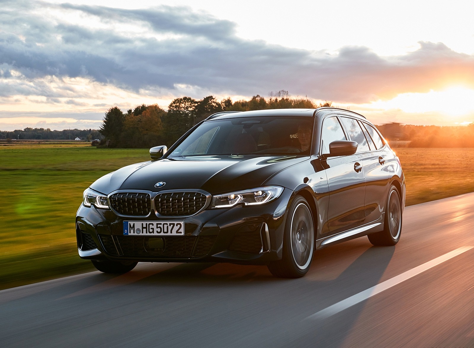 Bmw M340I Touring Wallpapers