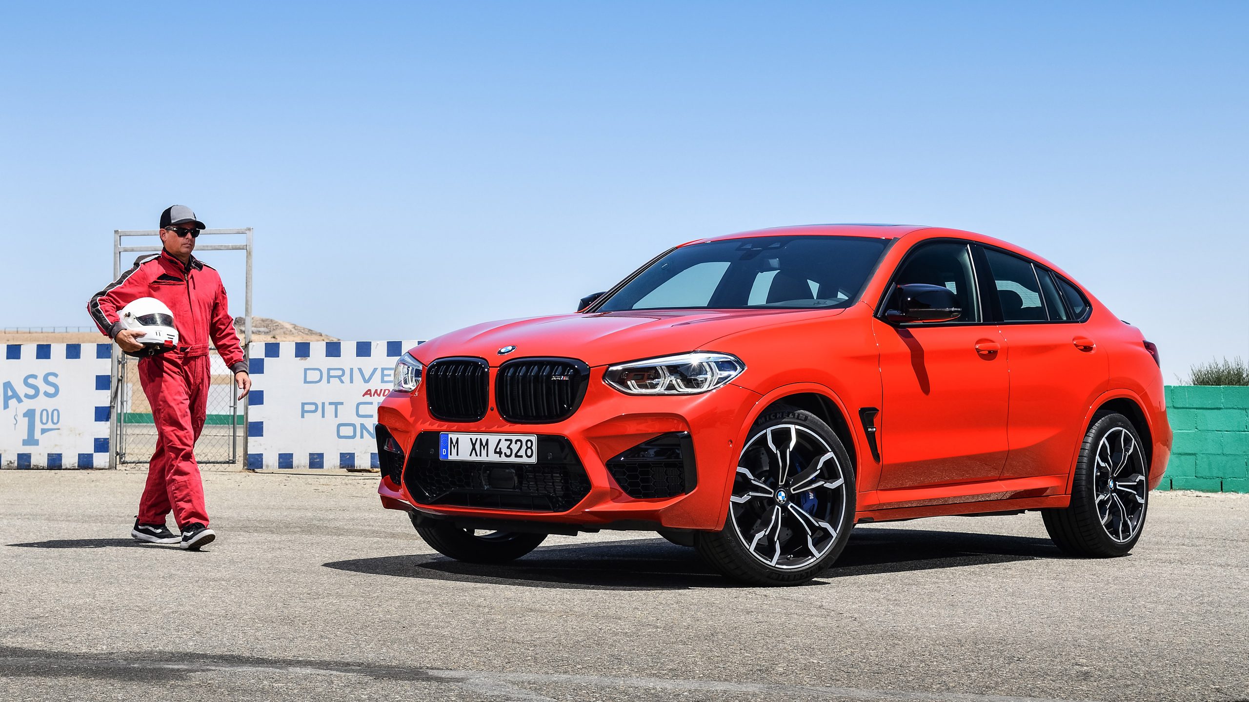 Bmw X4M Wallpapers