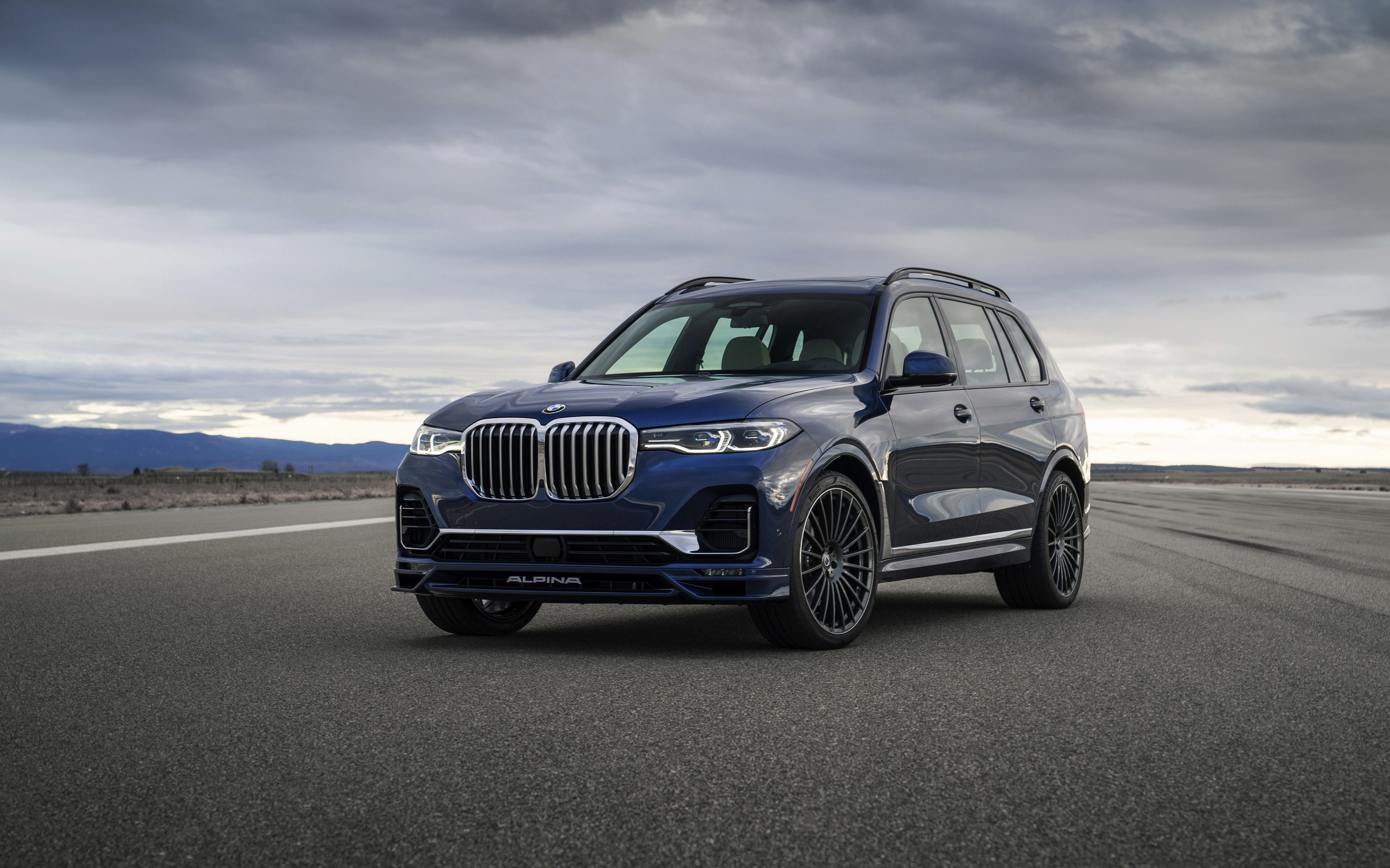 Bmw X7 Wallpapers