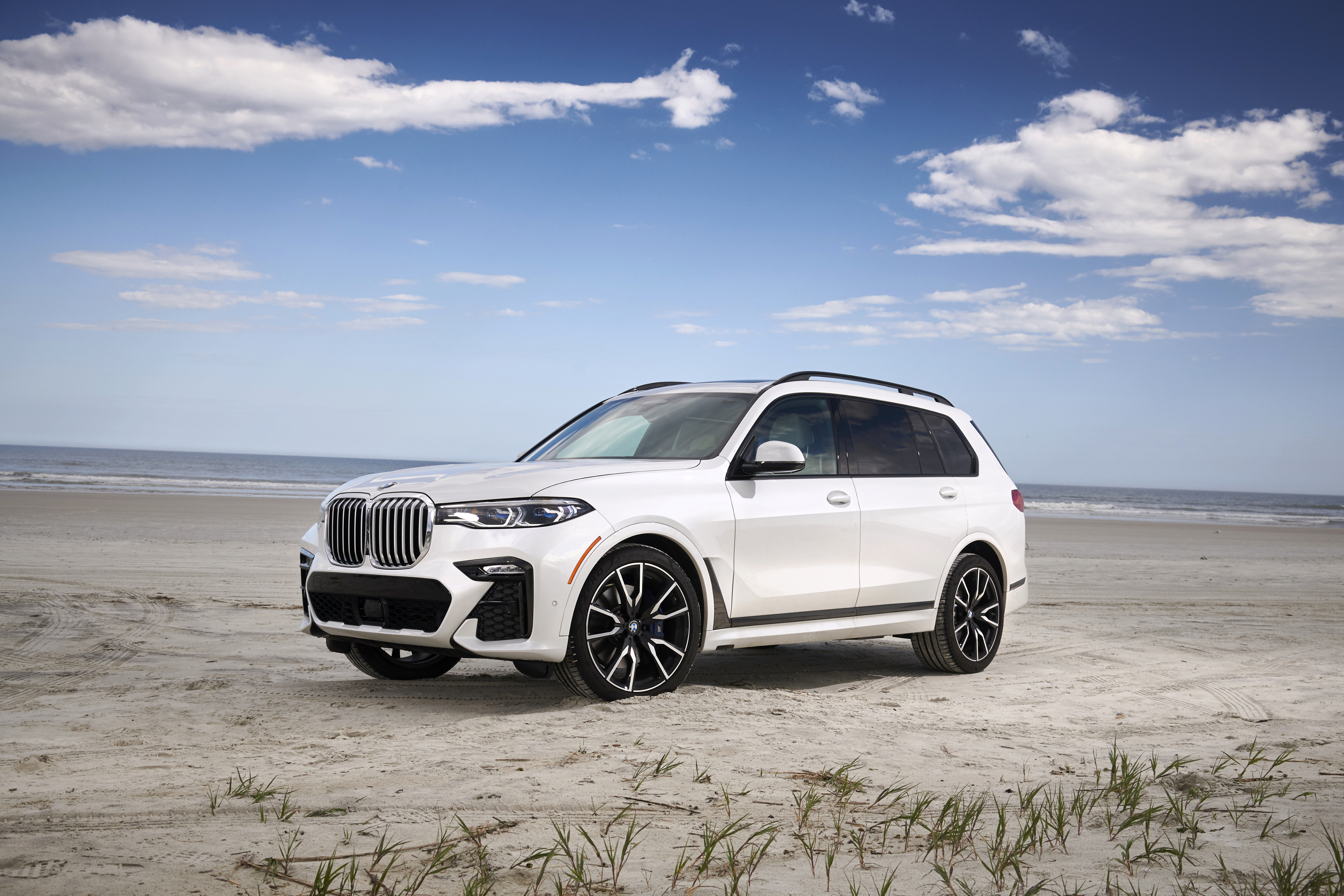 Bmw X7 Wallpapers