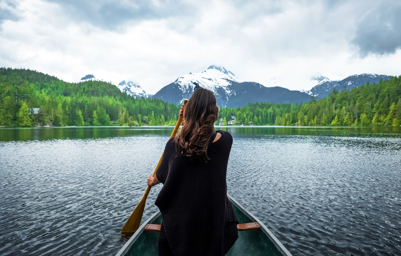 Boat In Lonely Lake Wallpapers