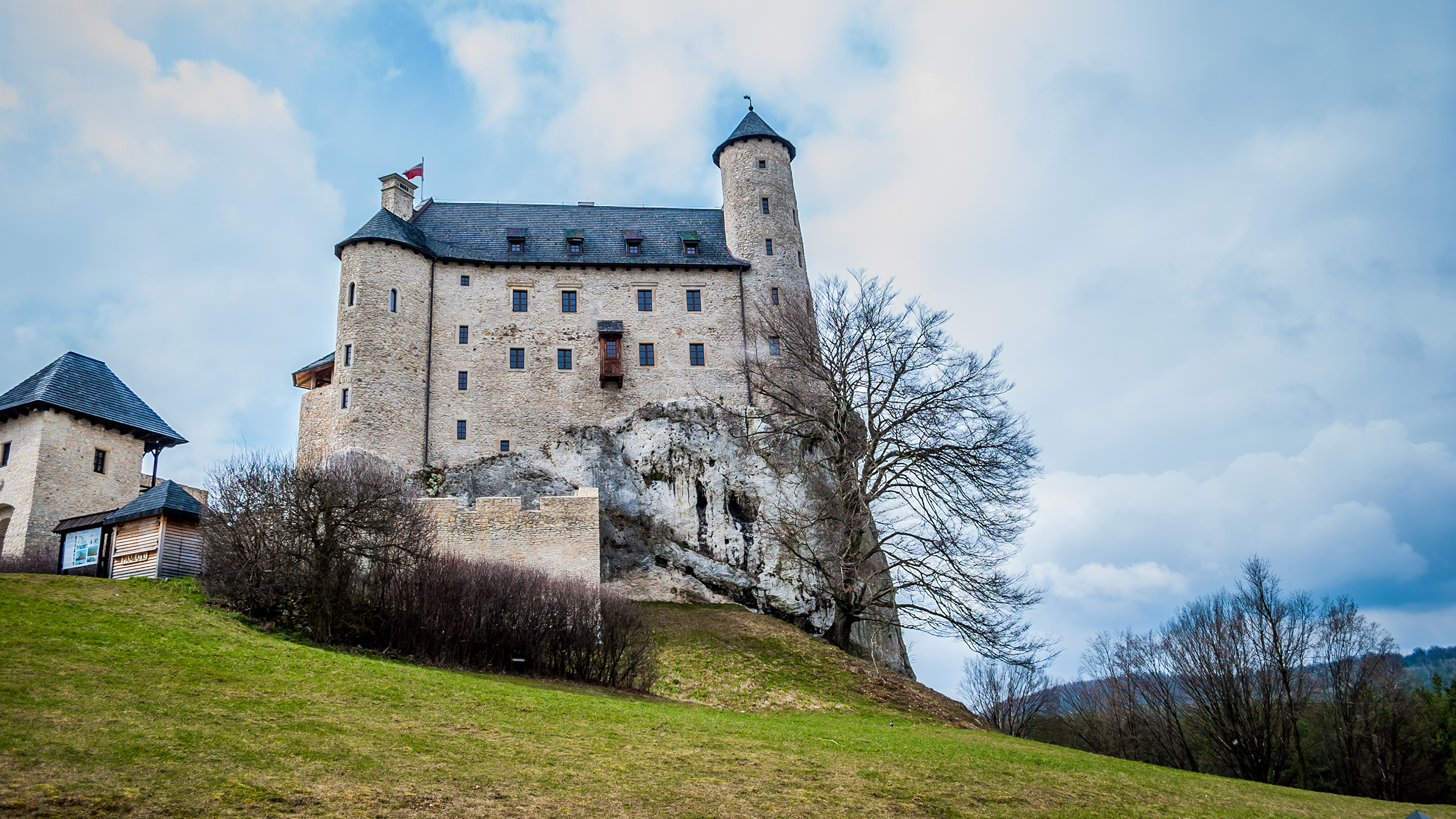 Bobolice Castle Wallpapers