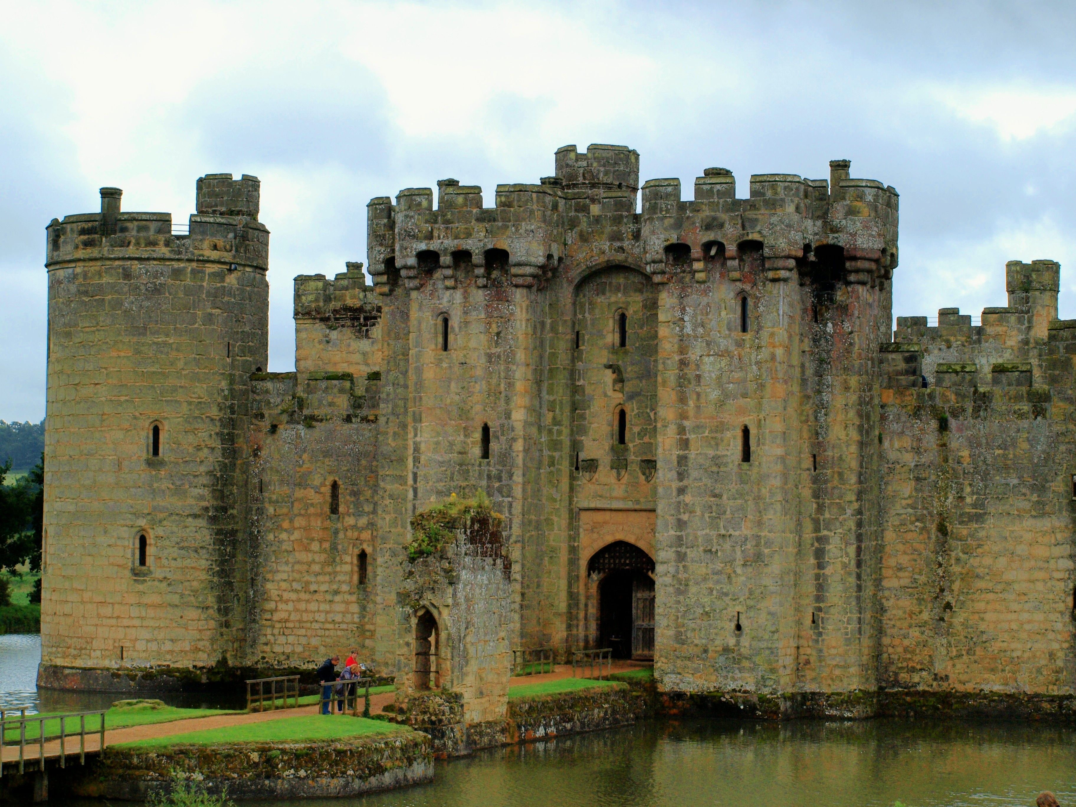 Bodiam Castle Wallpapers