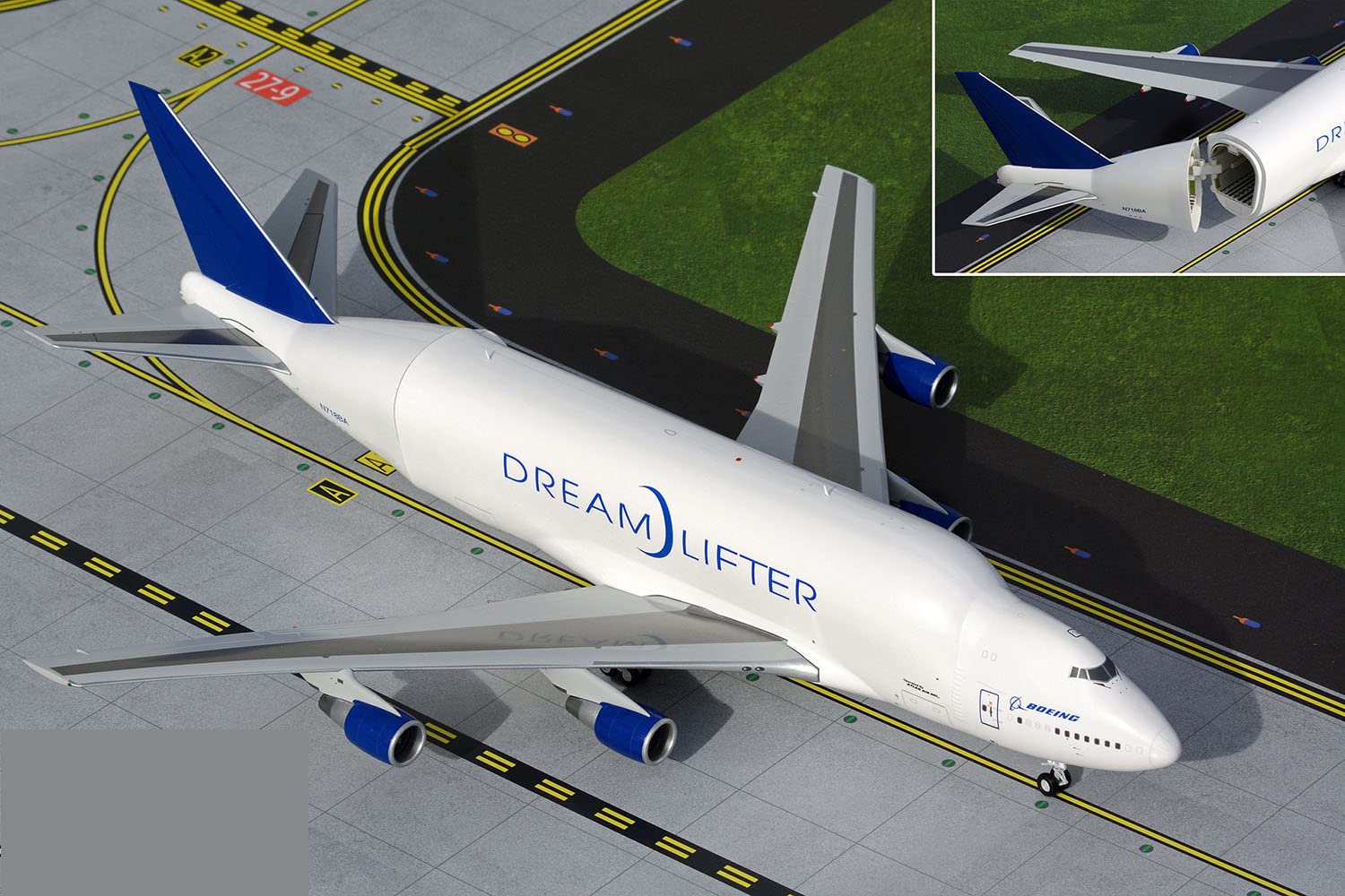 Boeing 747 Dreamlifter Wallpapers
