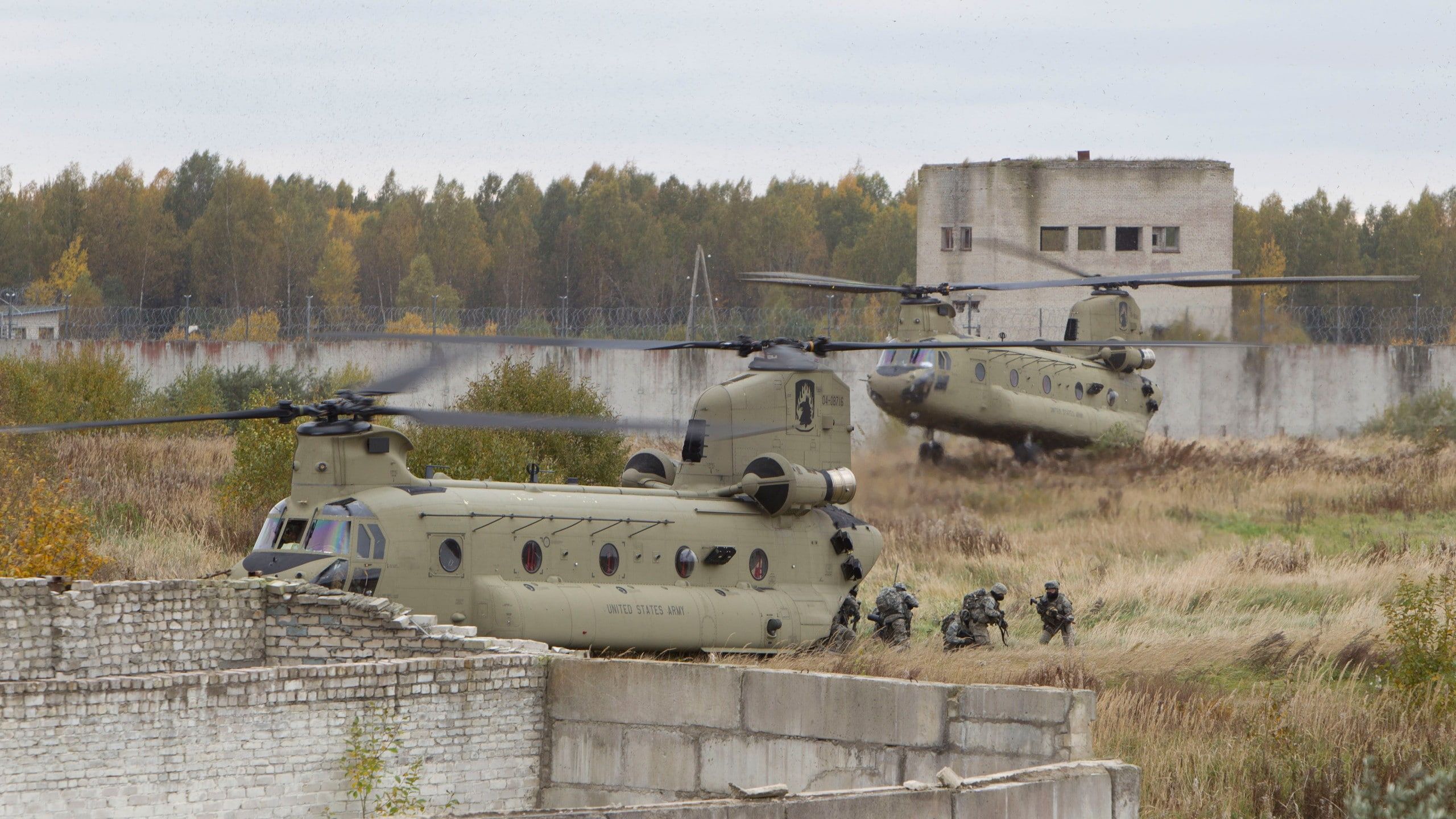 Boeing Ch-47 Chinook Wallpapers