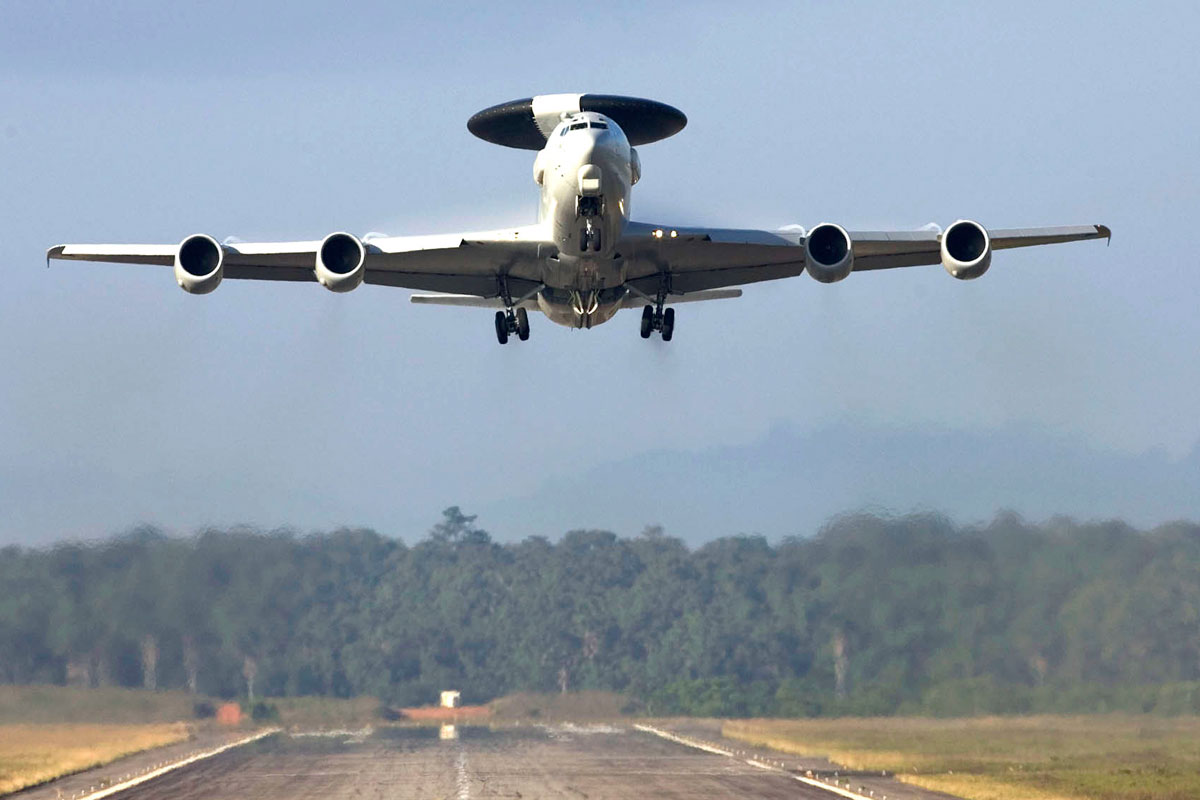 Boeing E-3 Sentry Wallpapers