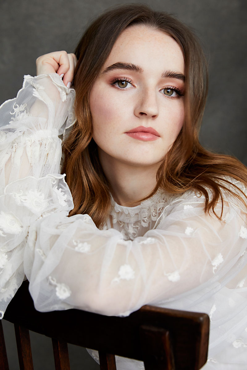 Booksmart Actress Kaitlyn Dever Wallpapers