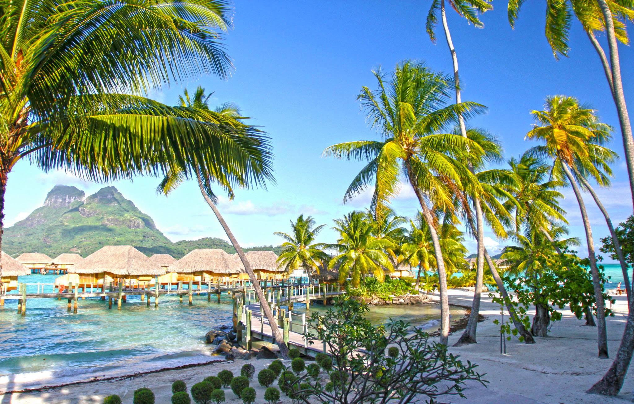 Bora Bora Island Resort Wallpapers