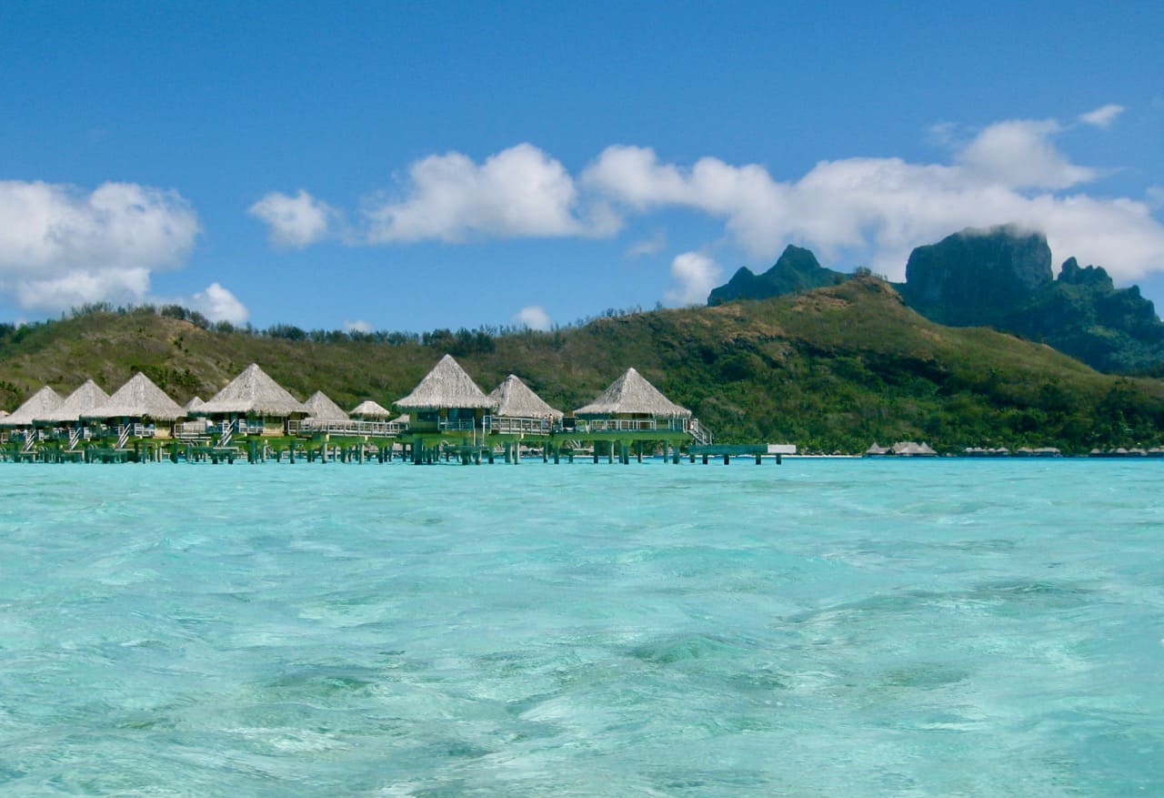 Bora Bora Island Resort Wallpapers