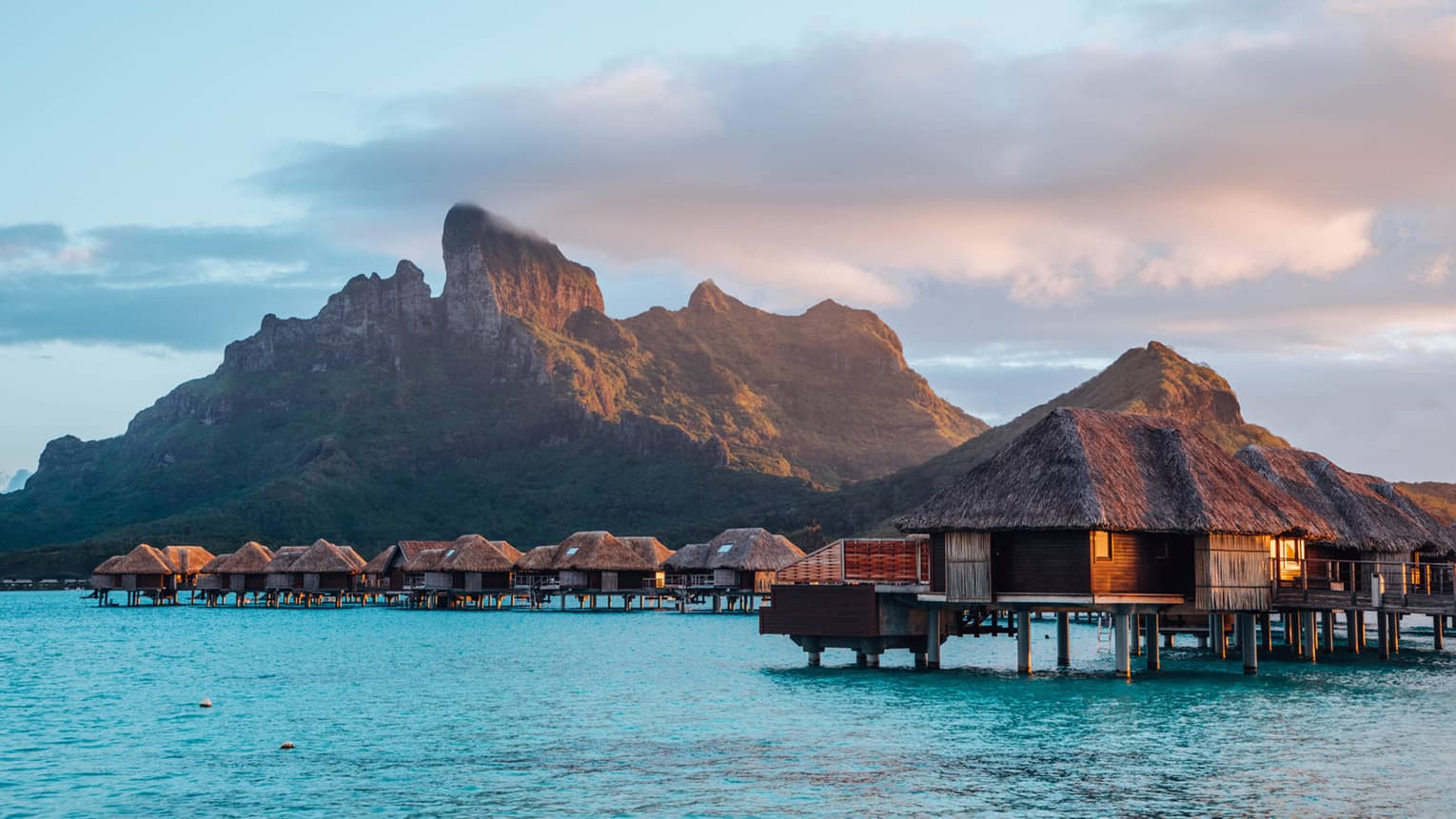 Bora Bora Island Resort Wallpapers