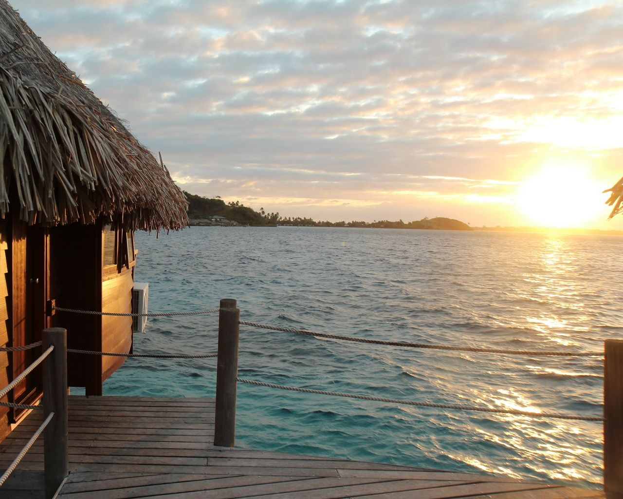 Bora Bora Sunrise Wallpapers