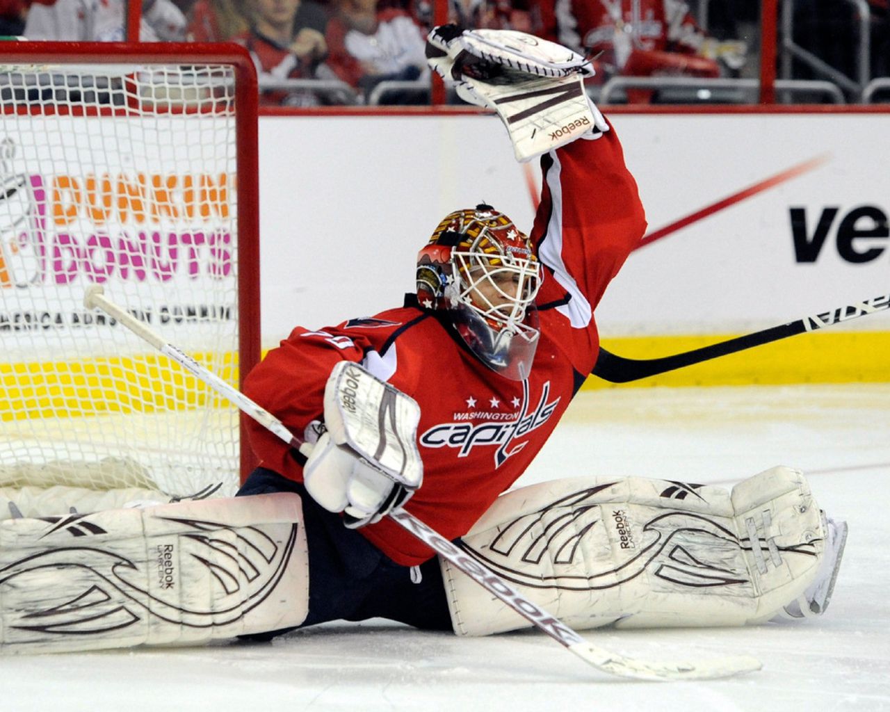 Braden Holtby Wallpapers