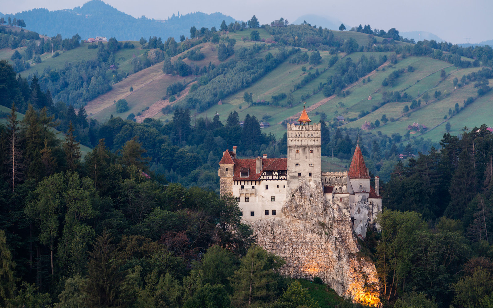 Bran Castle Wallpapers