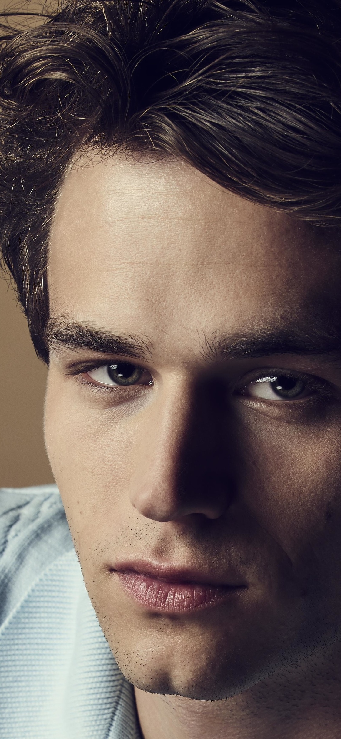 Brandon Flynn Wallpapers