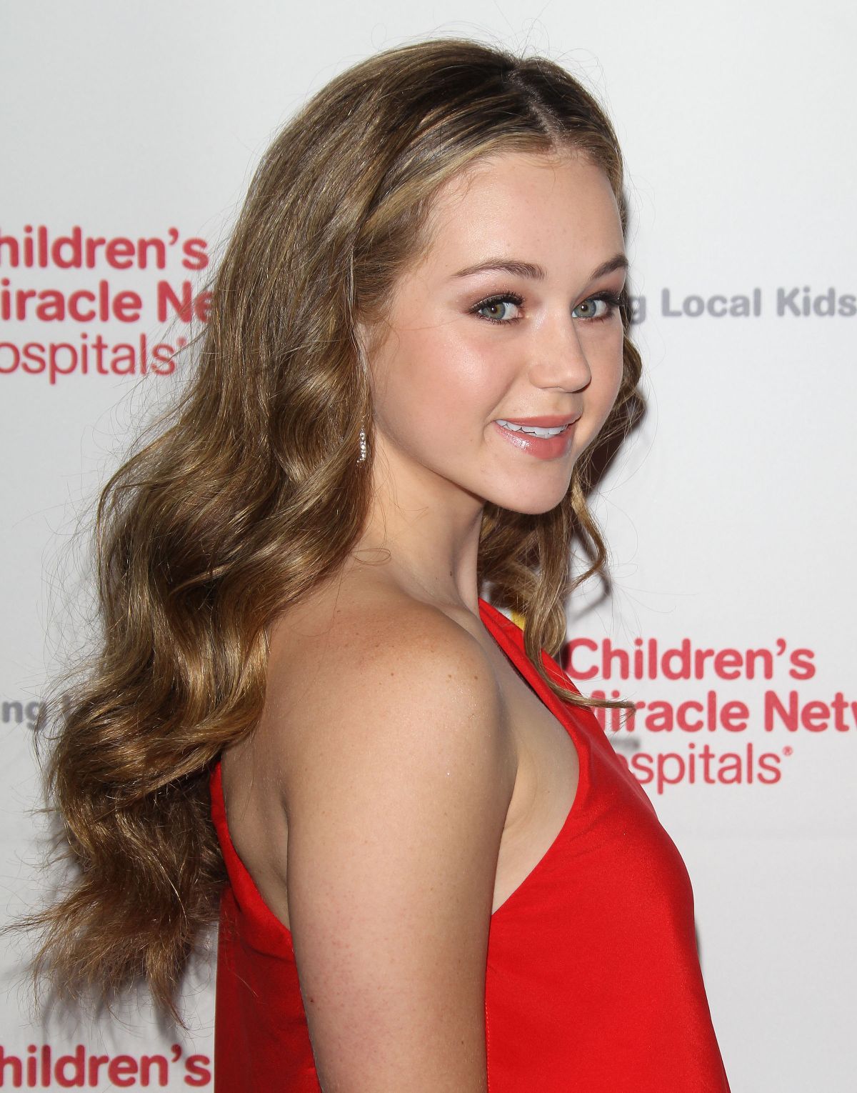 Brec Bassinger Actress Wallpapers