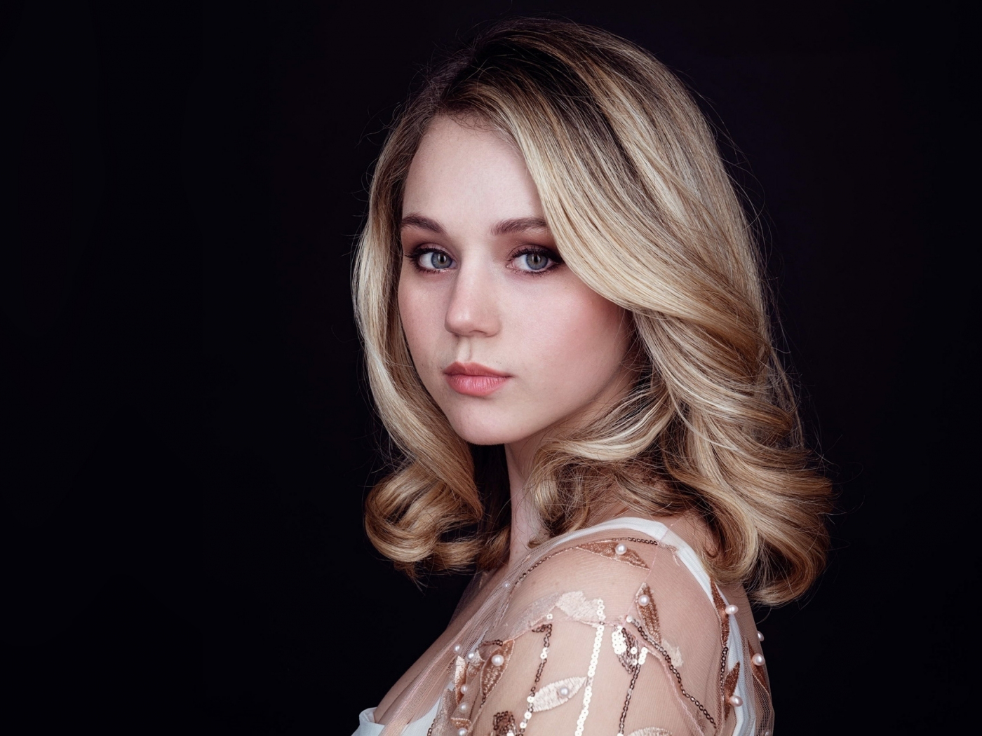 Brec Bassinger Actress Wallpapers