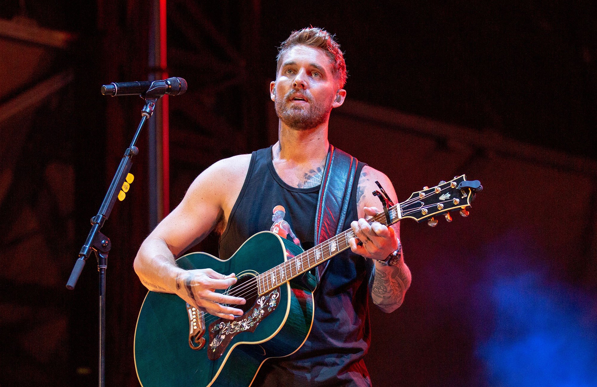 Brett Young Wallpapers