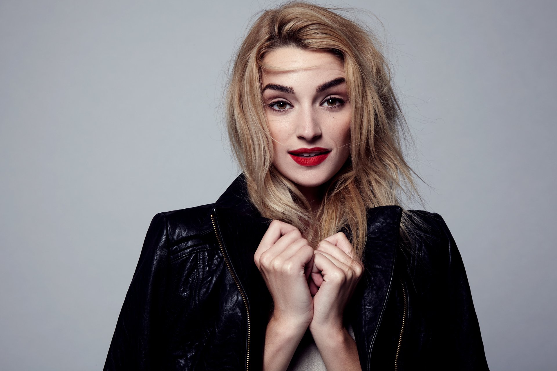 Brianne Howey Wallpapers