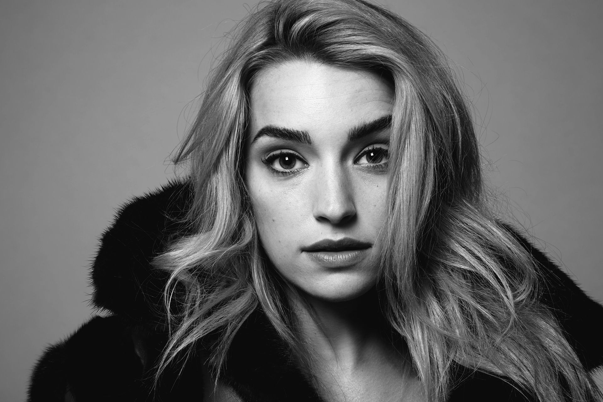 Brianne Howey Wallpapers