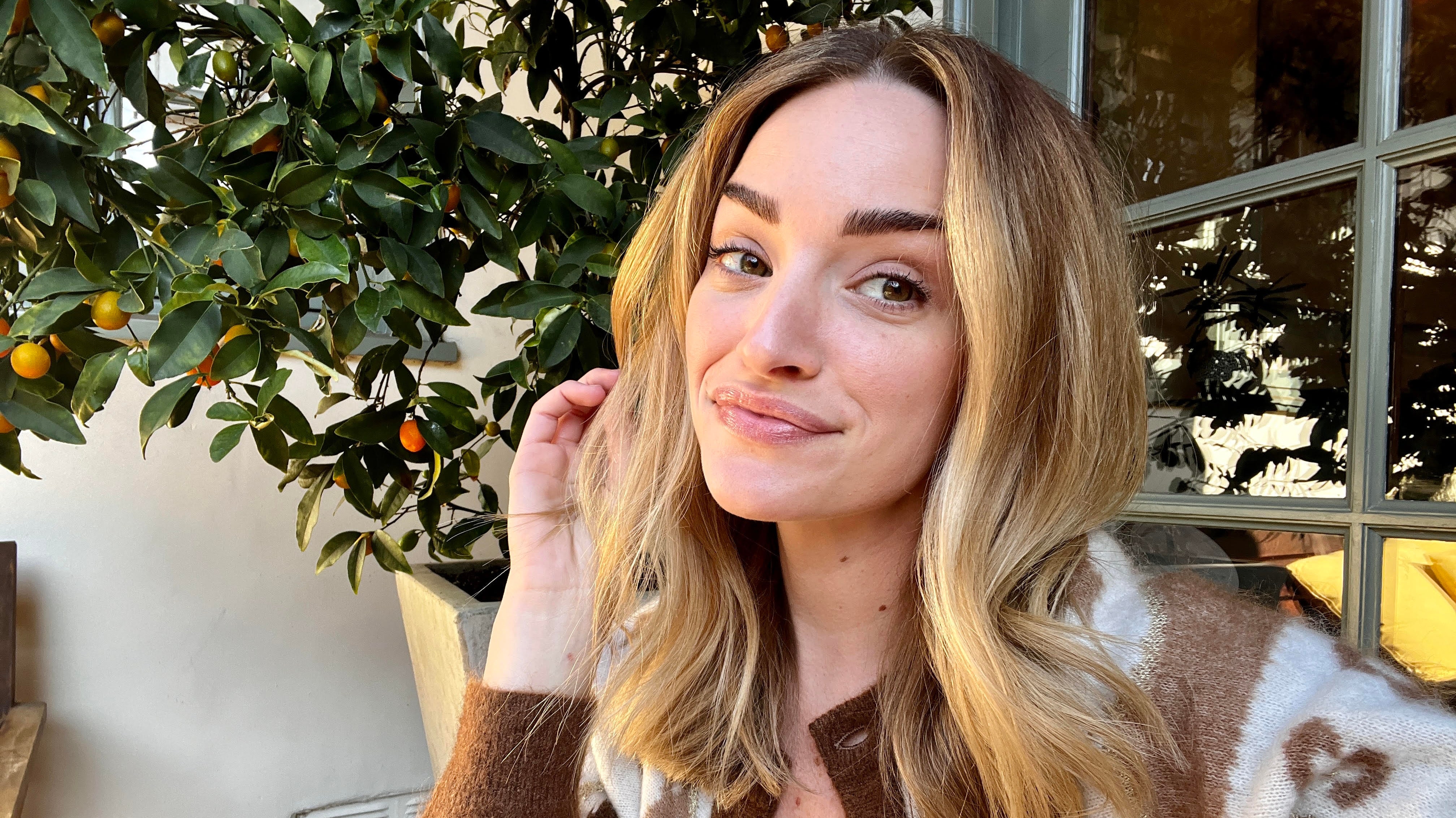 Brianne Howey Wallpapers