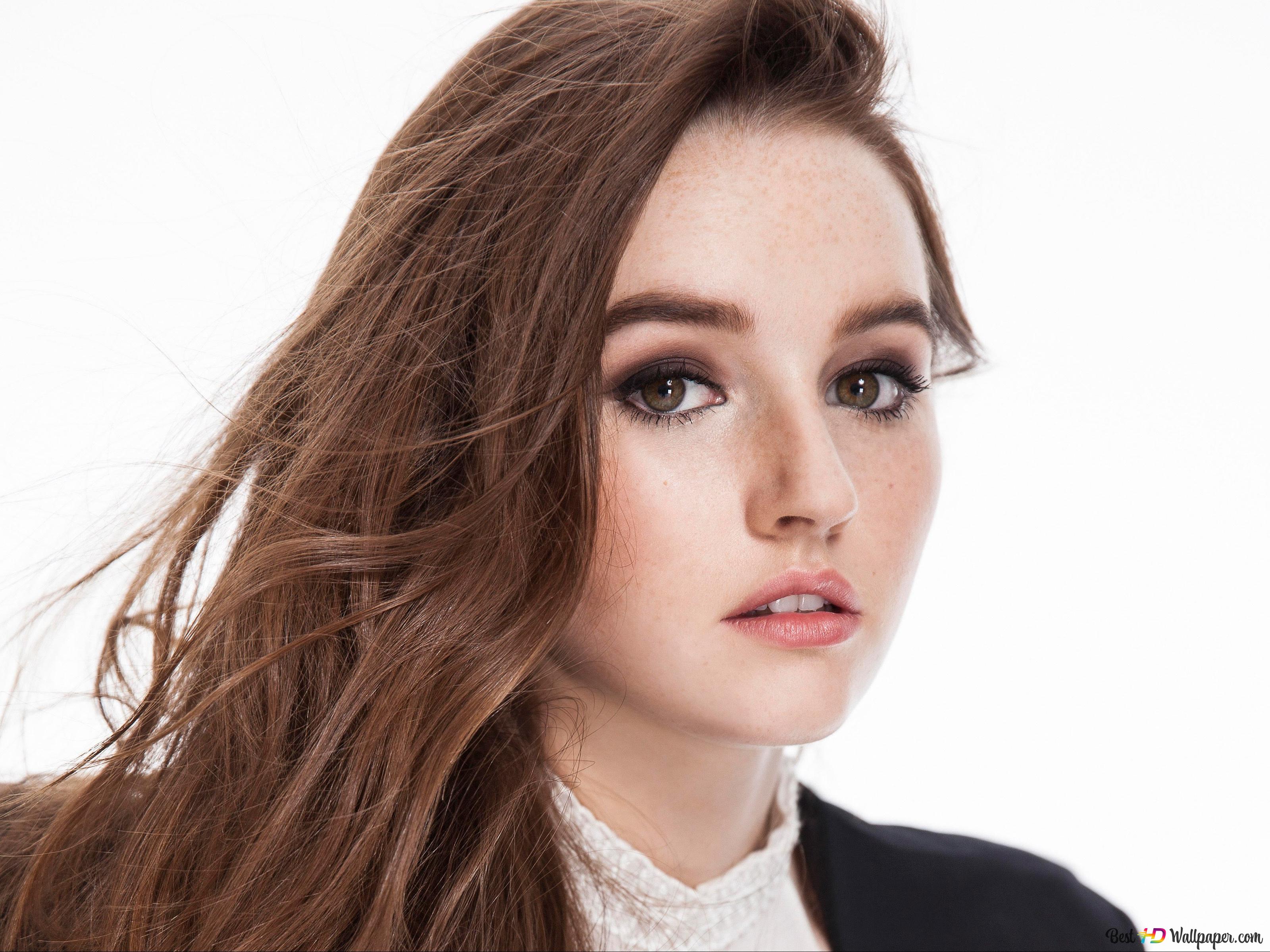 Brunette Kaitlyn Dever Photoshoot Wallpapers