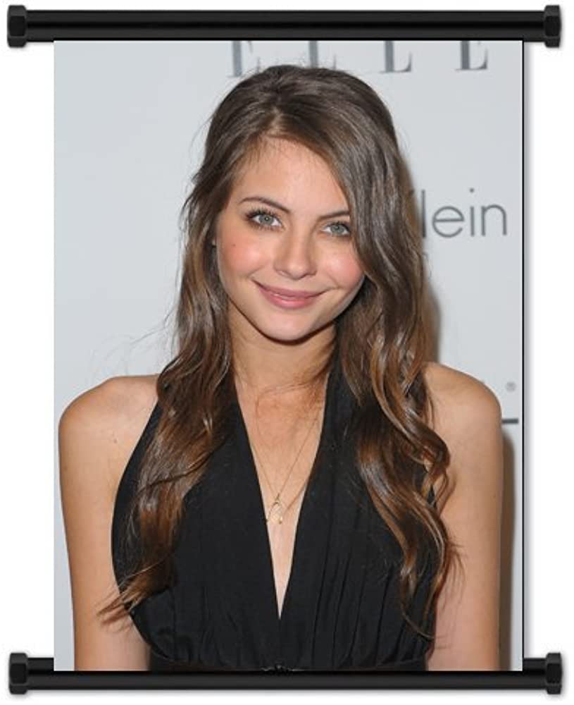 Brunette Willa Holland American Wallpapers