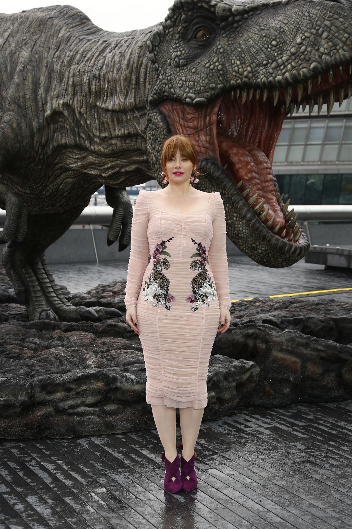 Bryce Dallas Howard In Jurassic World 2018 Wallpapers