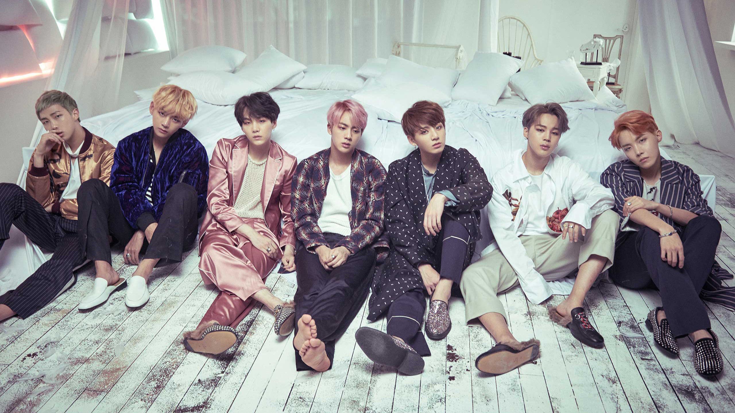 Bts 2048X1152 Wallpapers