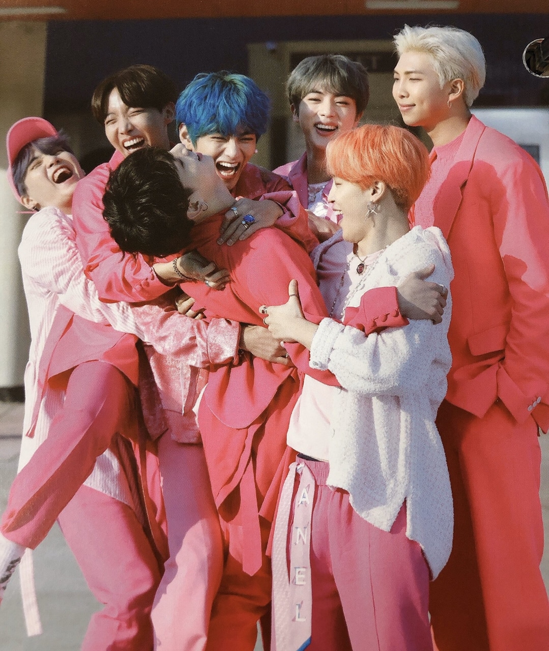 Bts Boy With Luv Wallpapers