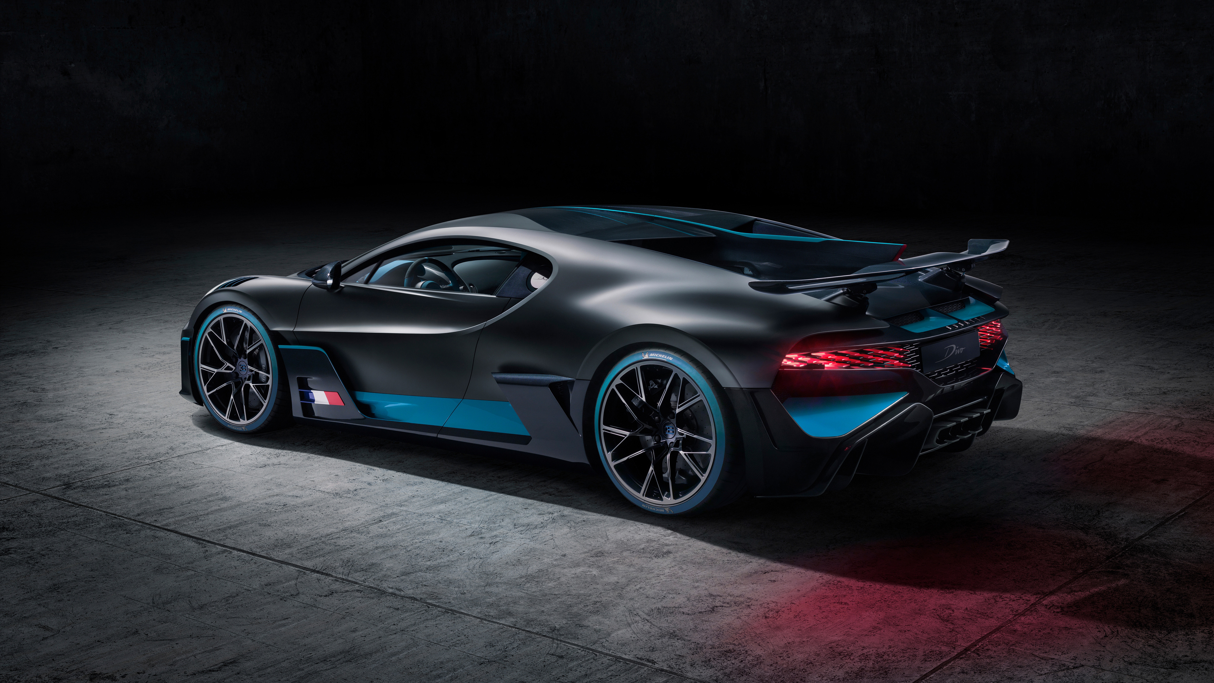 Bugatti Divo Wallpapers