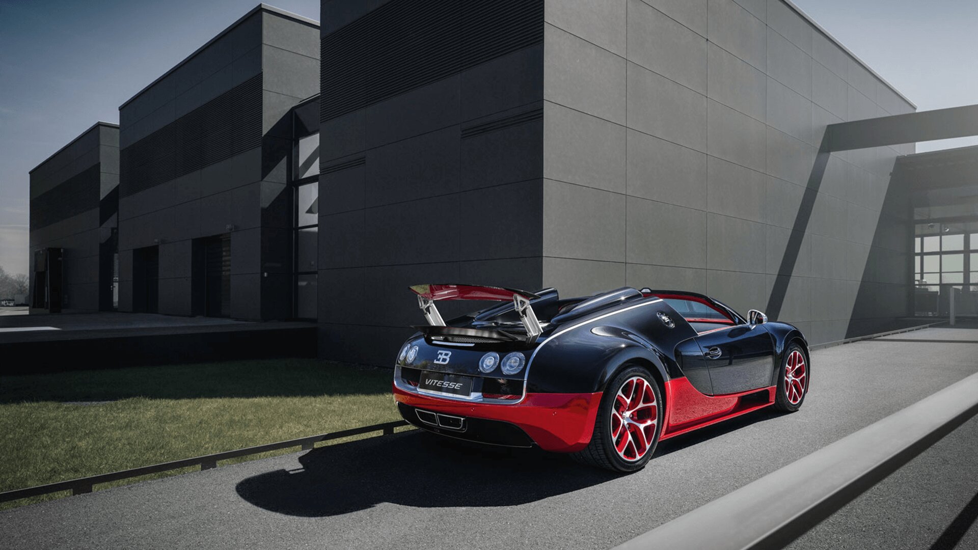 Bugatti Veyron 16.4 Grand Sport Wallpapers