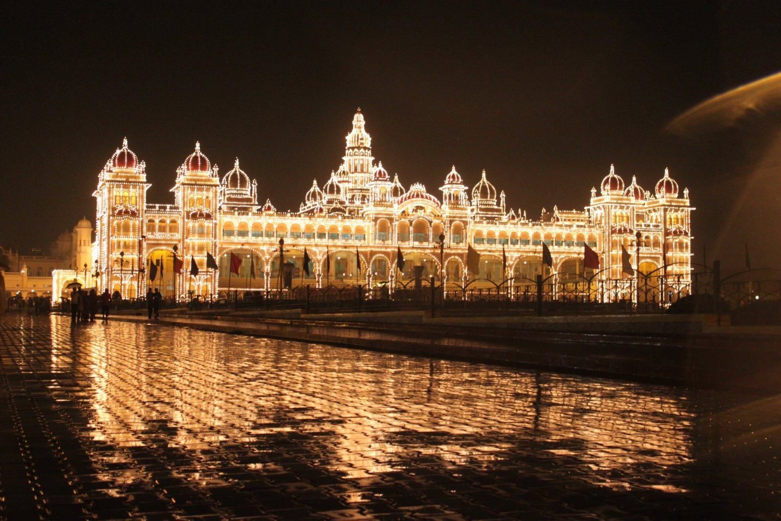 Buг§Aco Palace Wallpapers