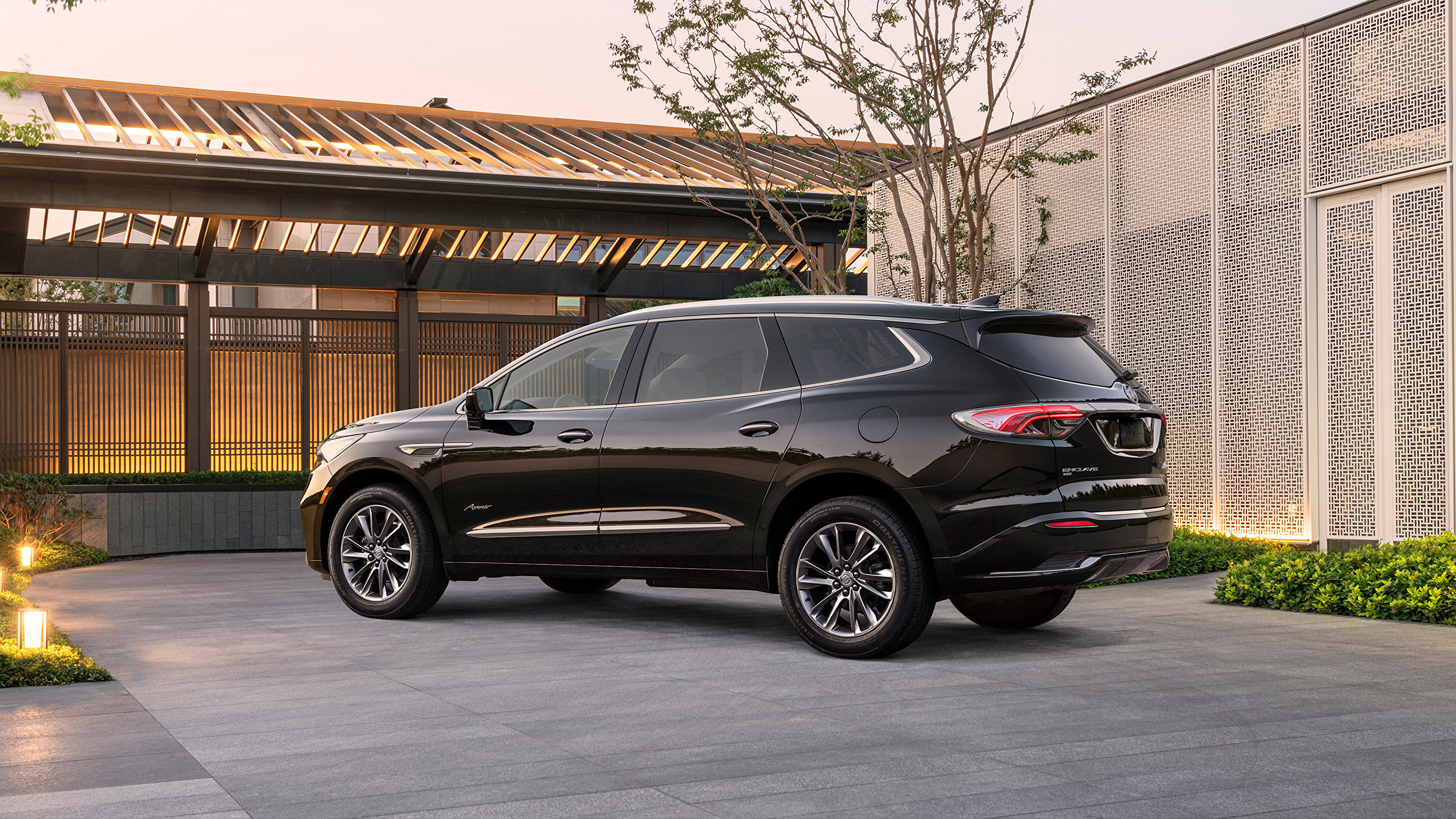 Buick Enclave Wallpapers