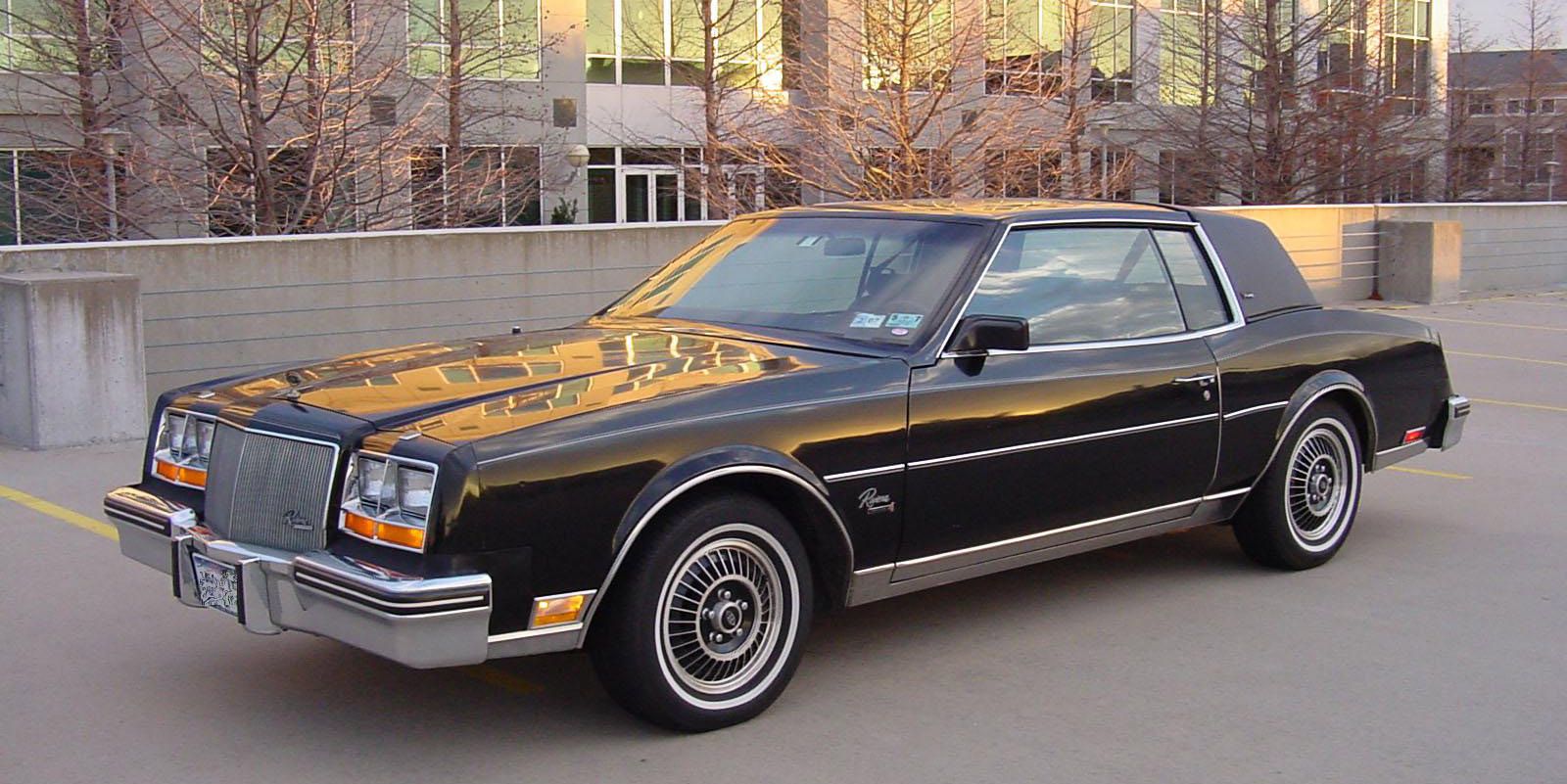 Buick Riviera T-Type Wallpapers