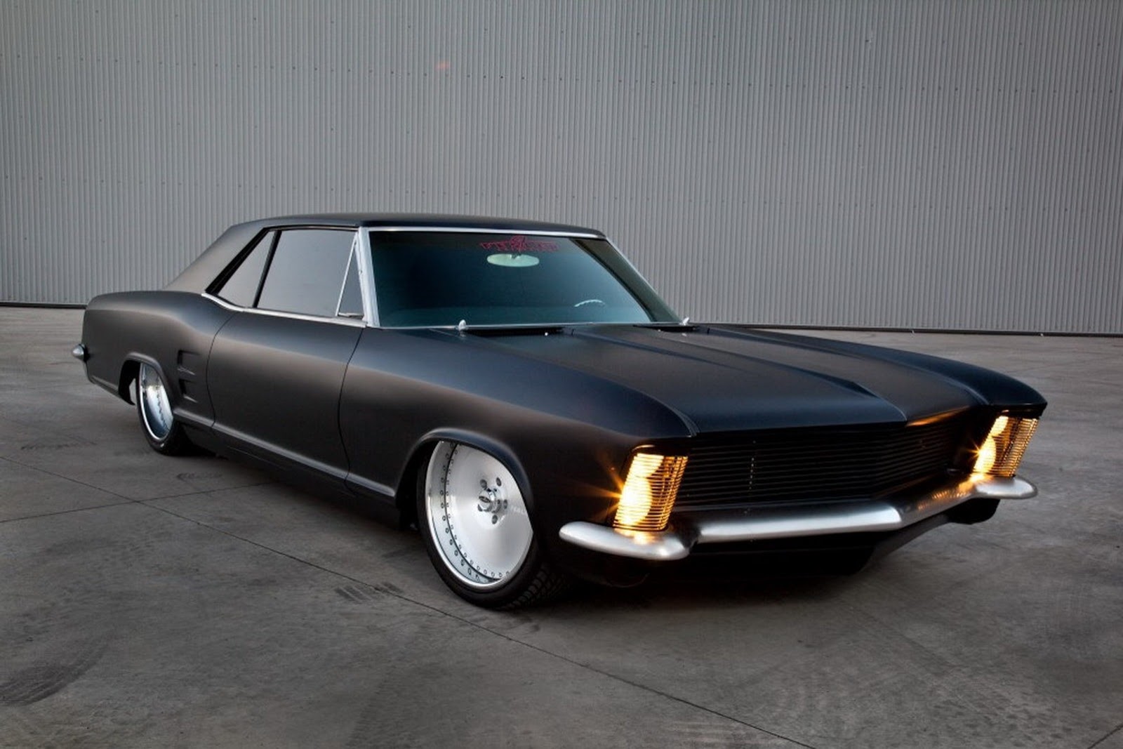 Buick Riviera Wallpapers